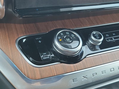 2027 Ford Expedition King Ranch