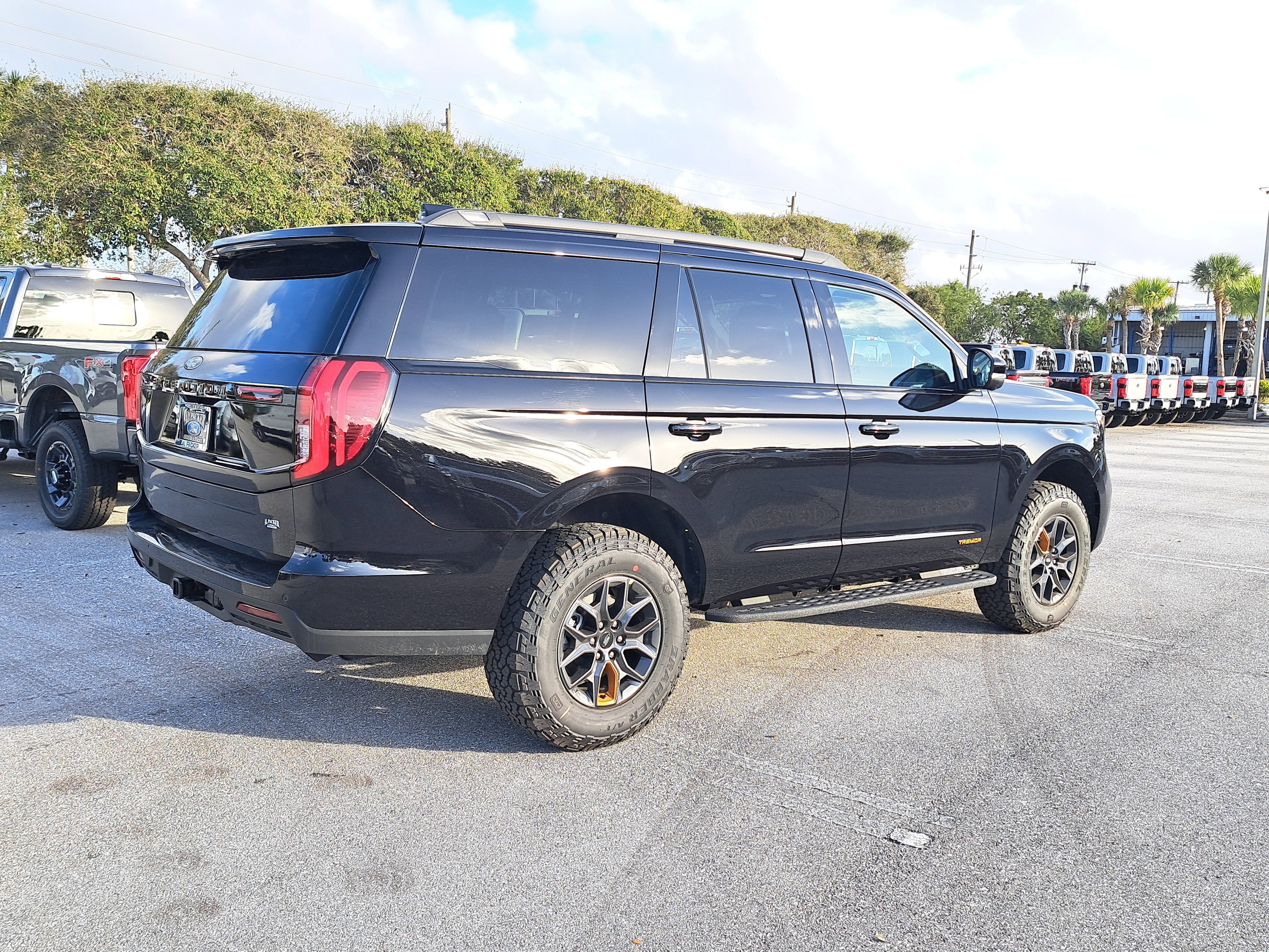 2026 Ford Expedition Tremor