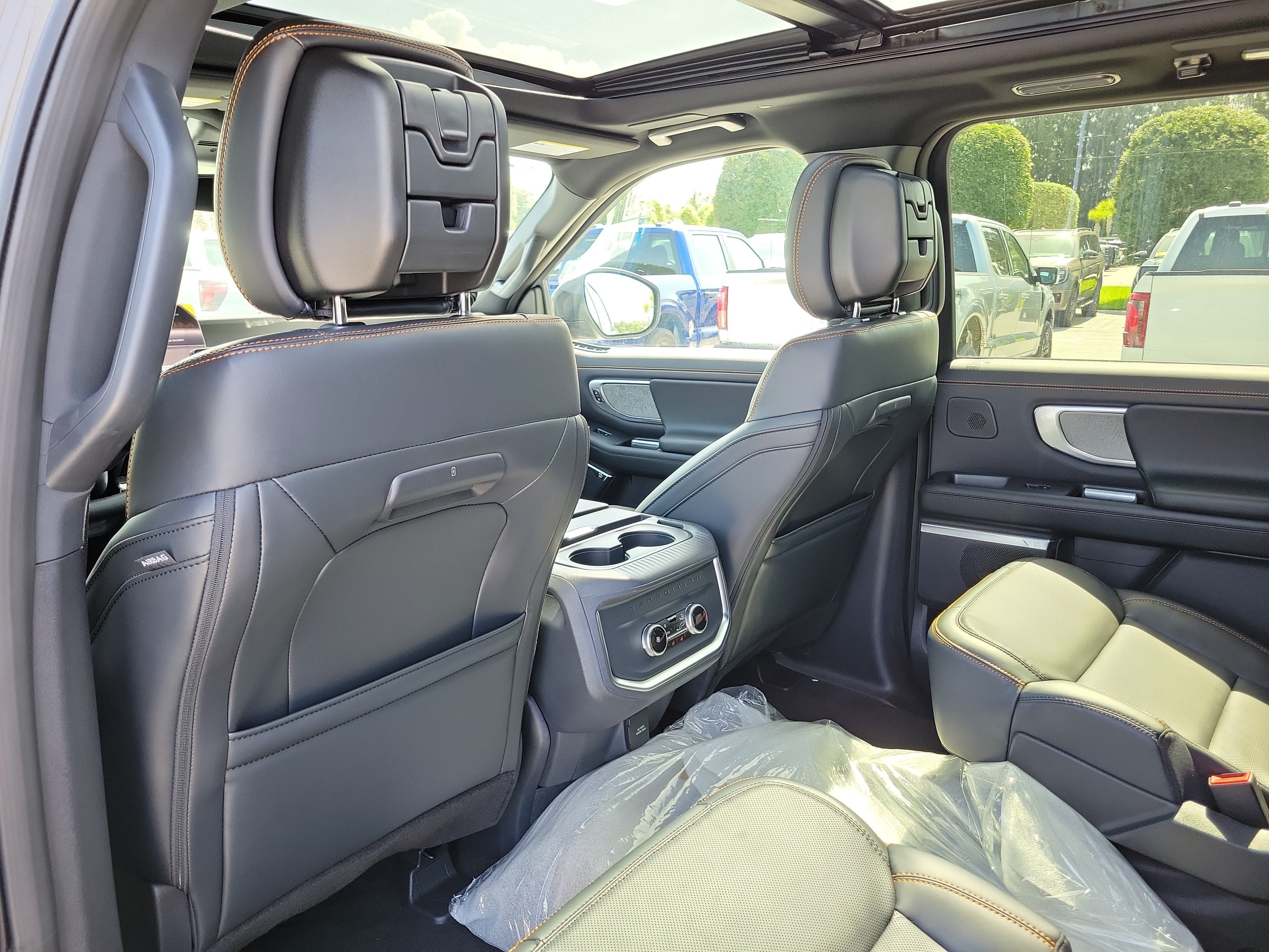 2027 Ford Expedition Tremor
