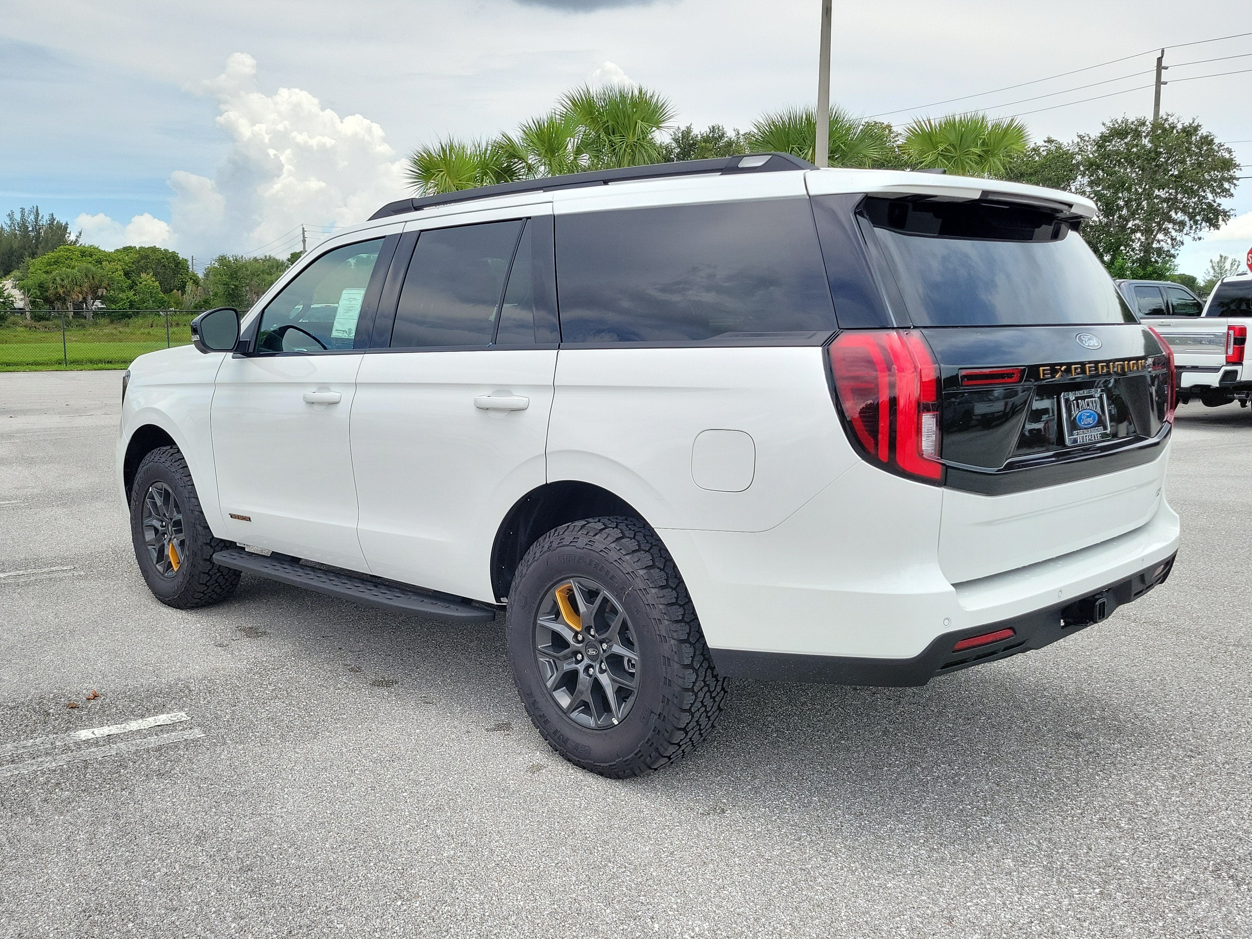 2026 Ford Expedition Tremor