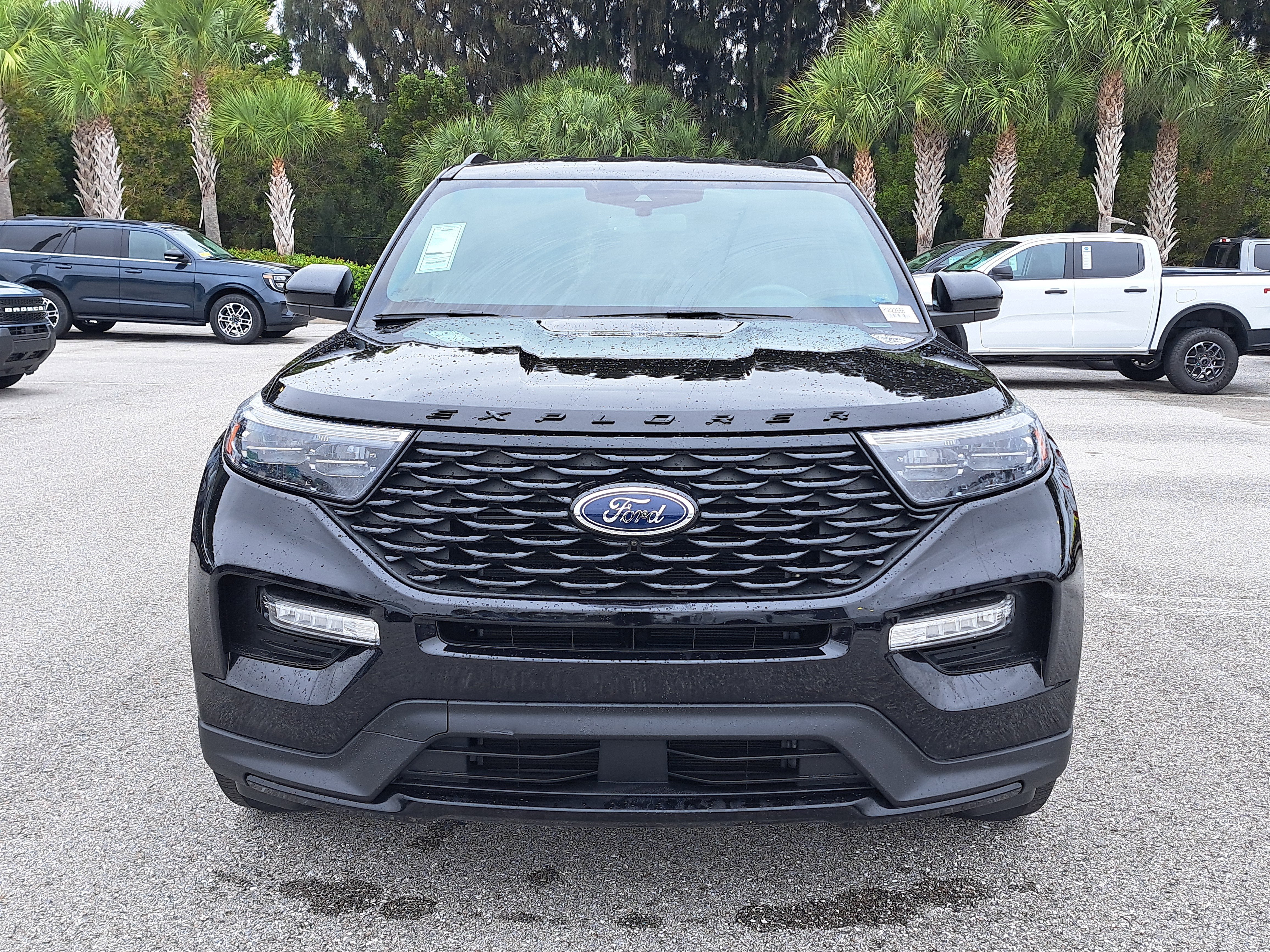 2023 Ford Explorer ST-Line