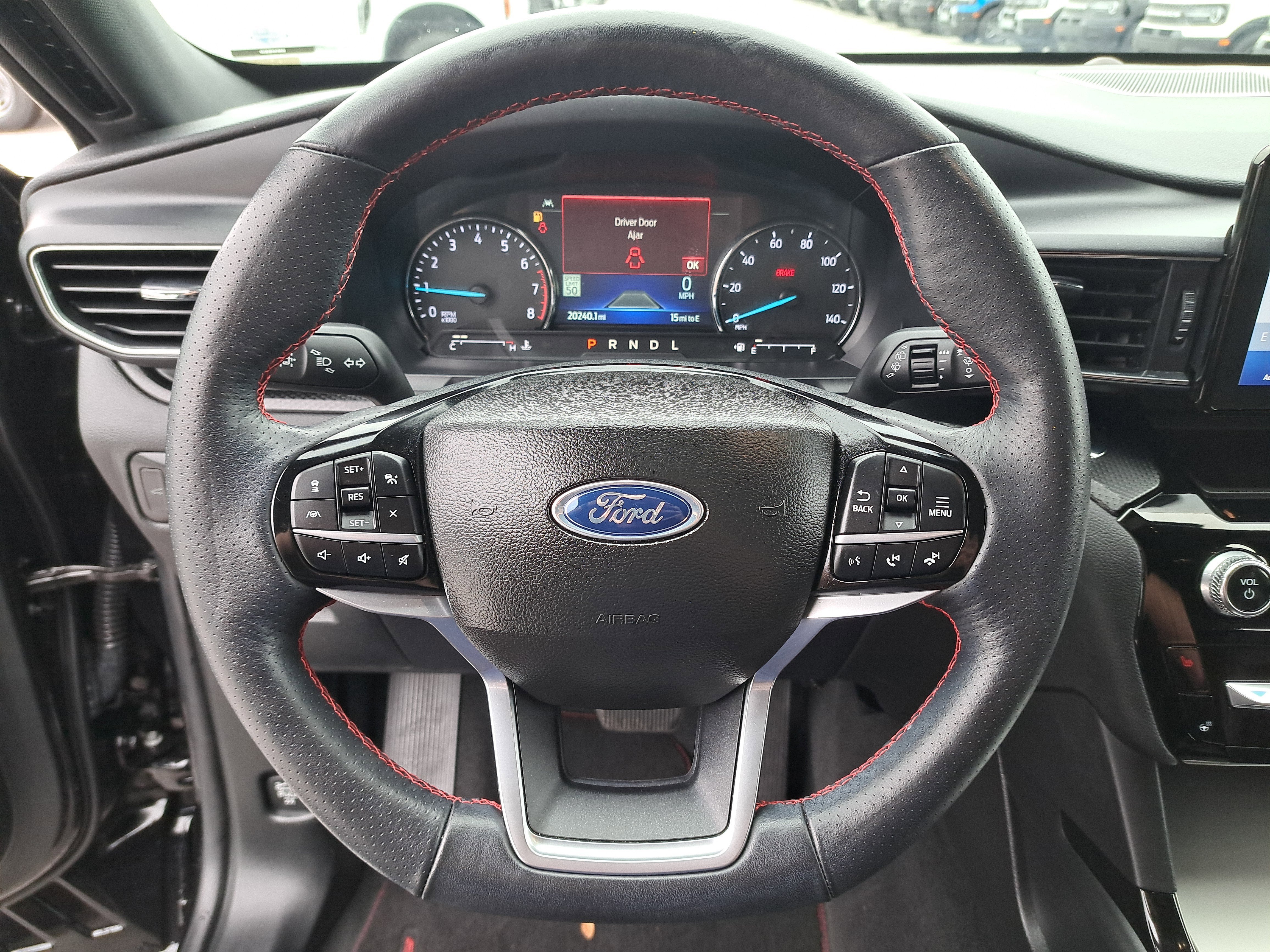 2023 Ford Explorer ST-Line