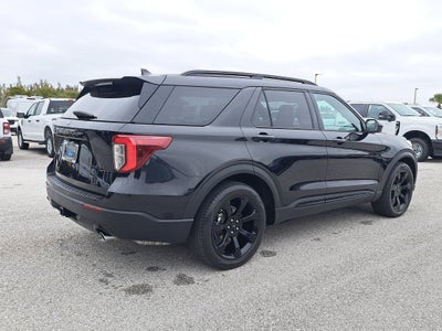 2023 Ford Explorer ST-Line