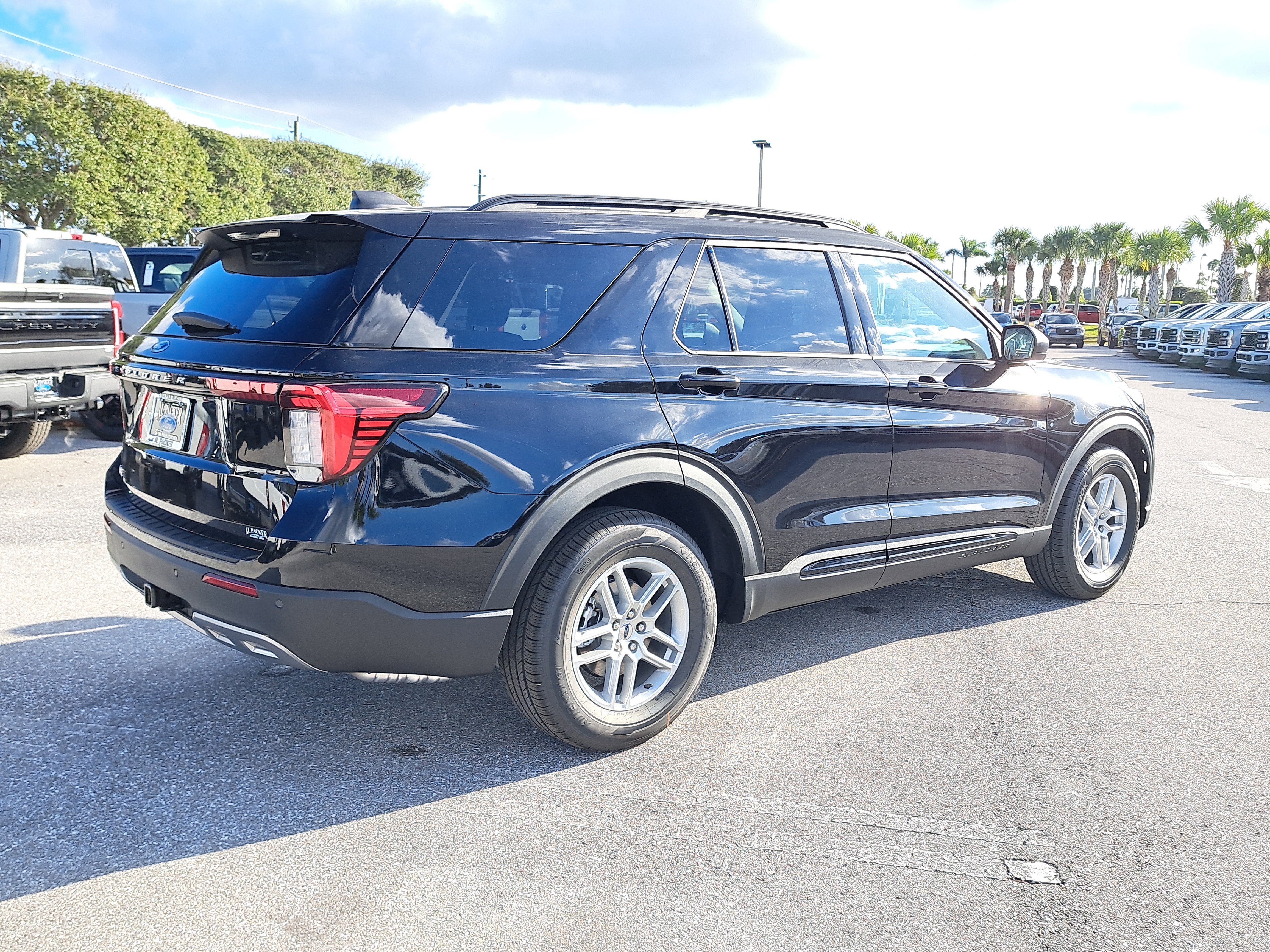 2026 Ford Explorer Active w/200A Pkg