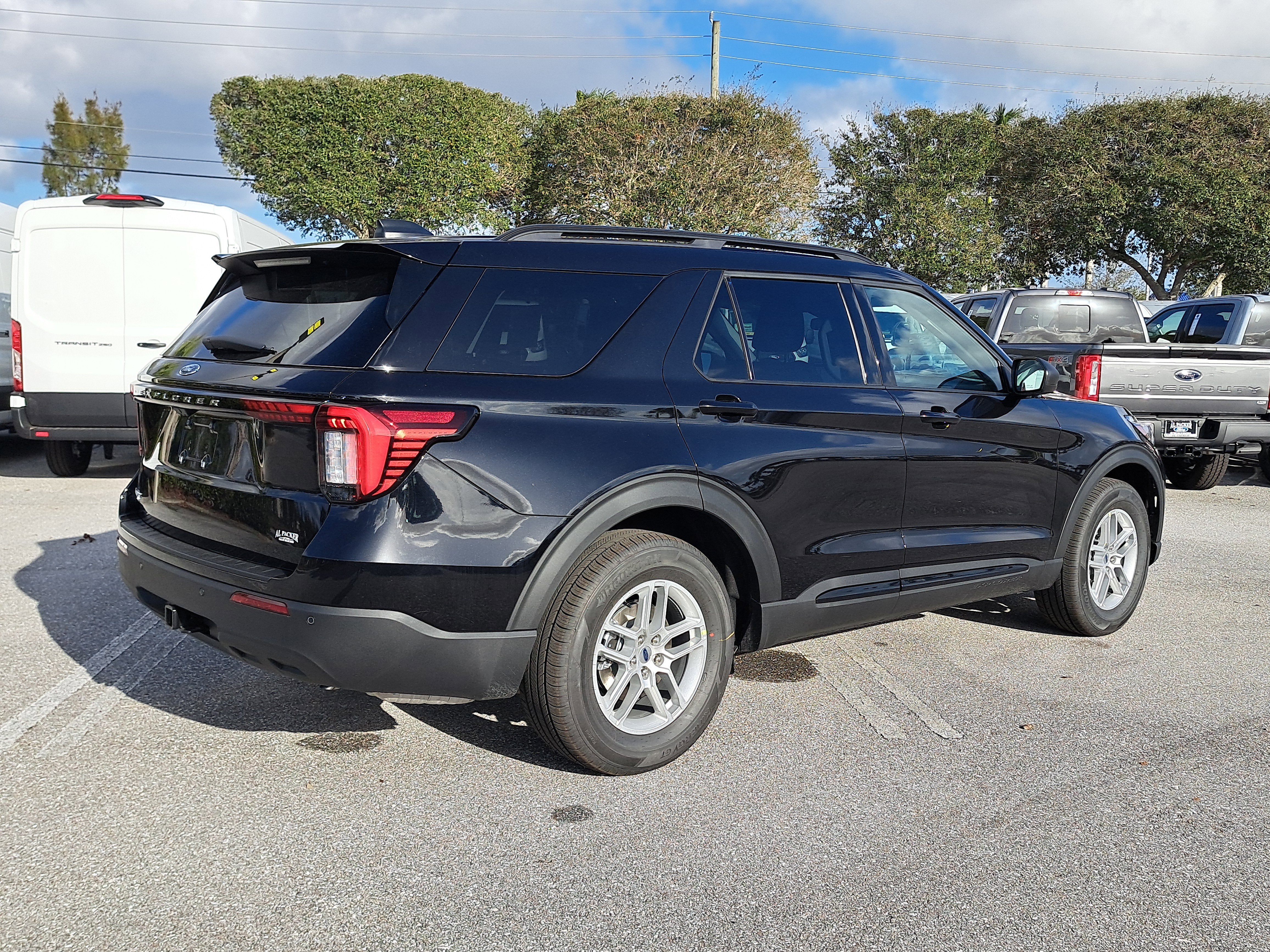 2026 Ford Explorer Active w/200A Pkg