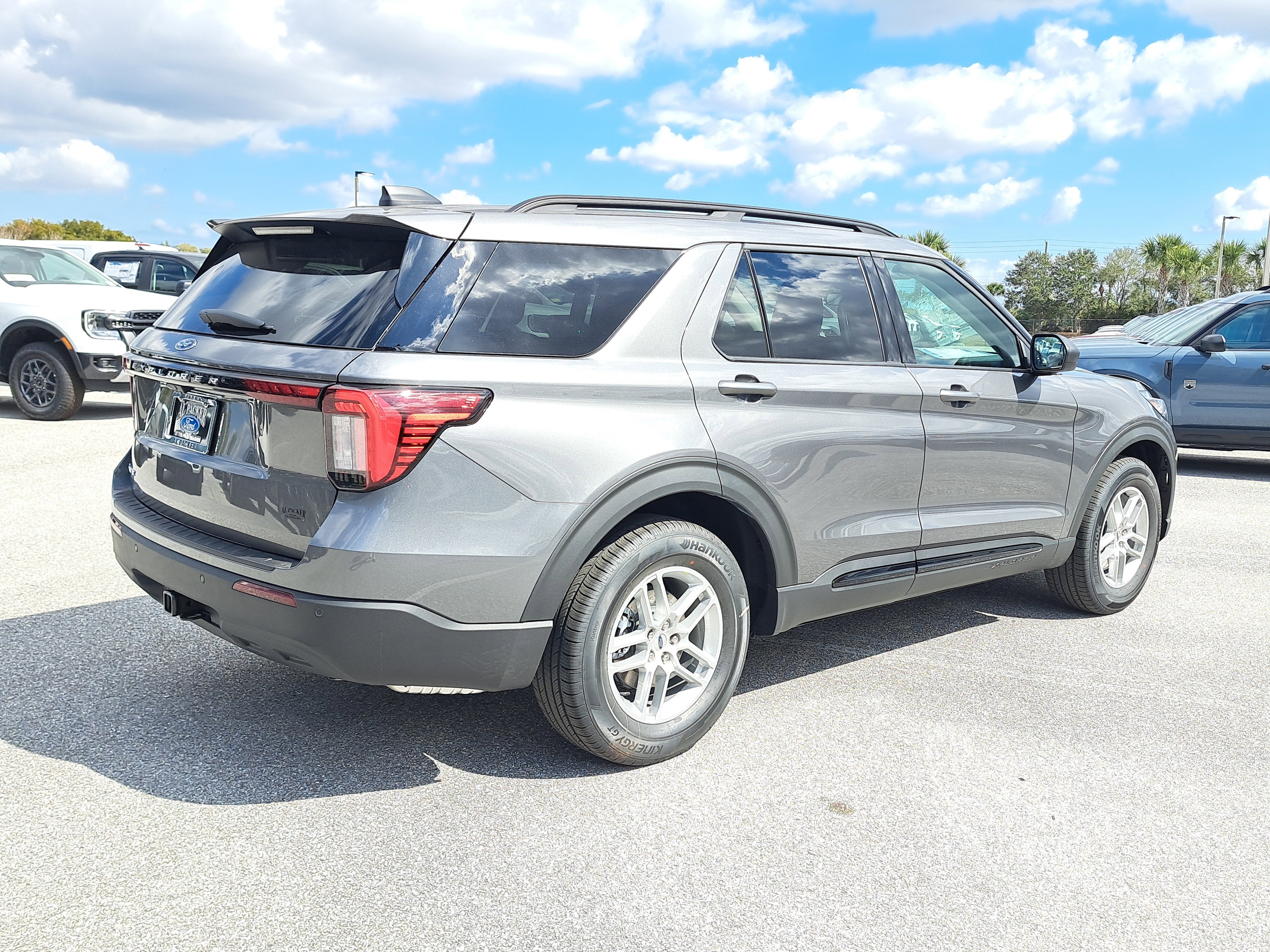 2026 Ford Explorer Active w/200A Pkg