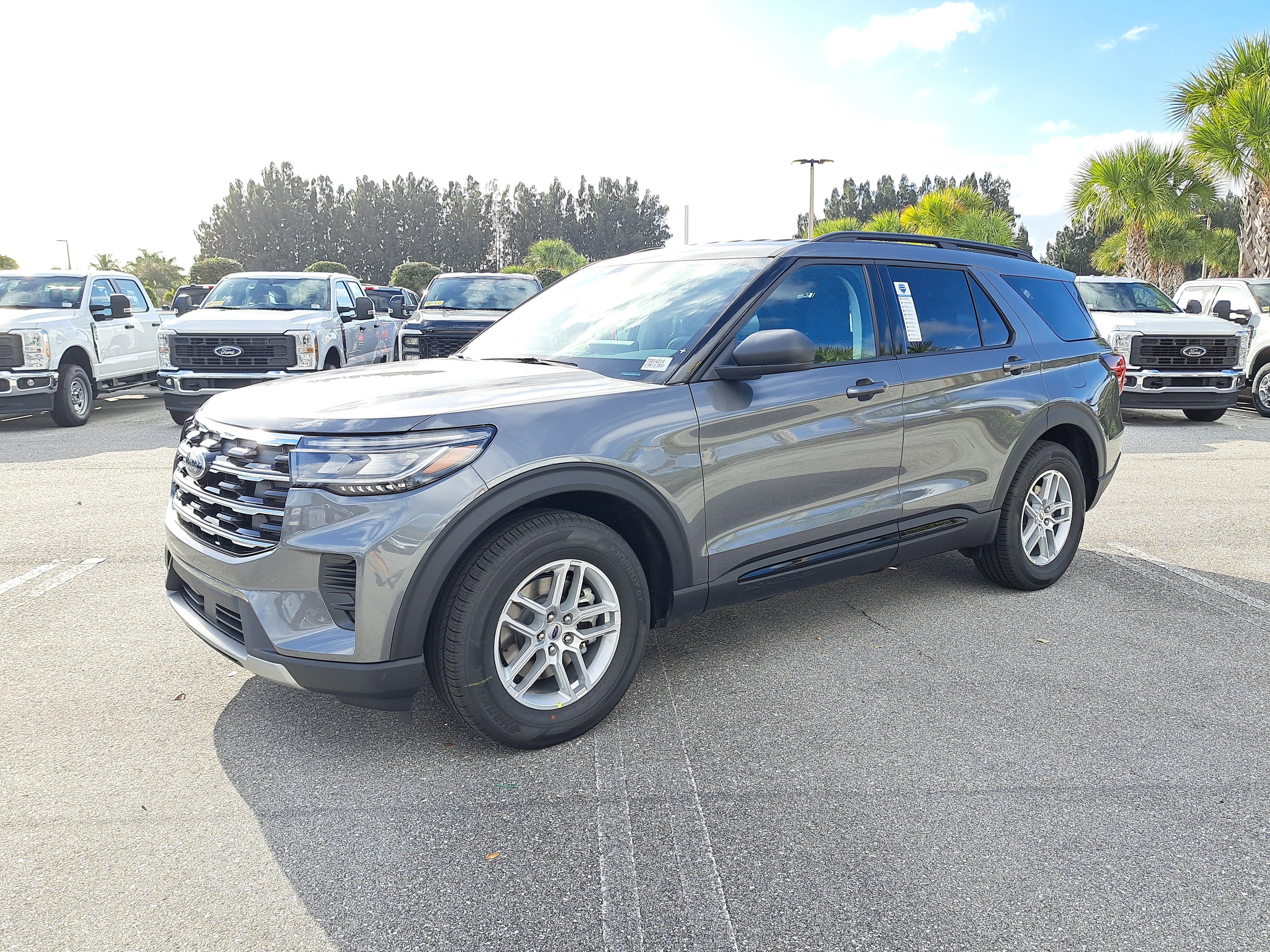 2026 Ford Explorer XLT