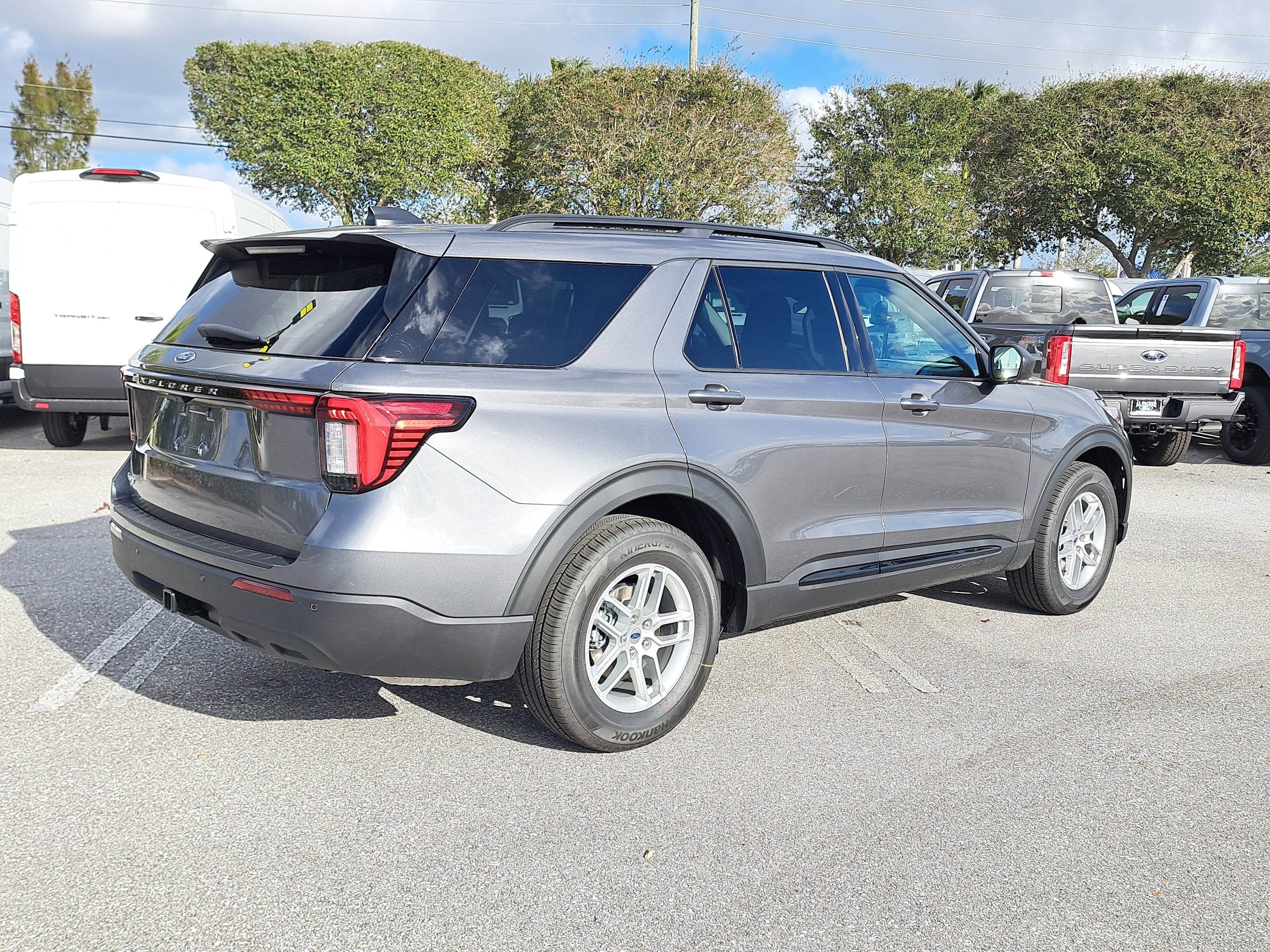 2026 Ford Explorer XLT