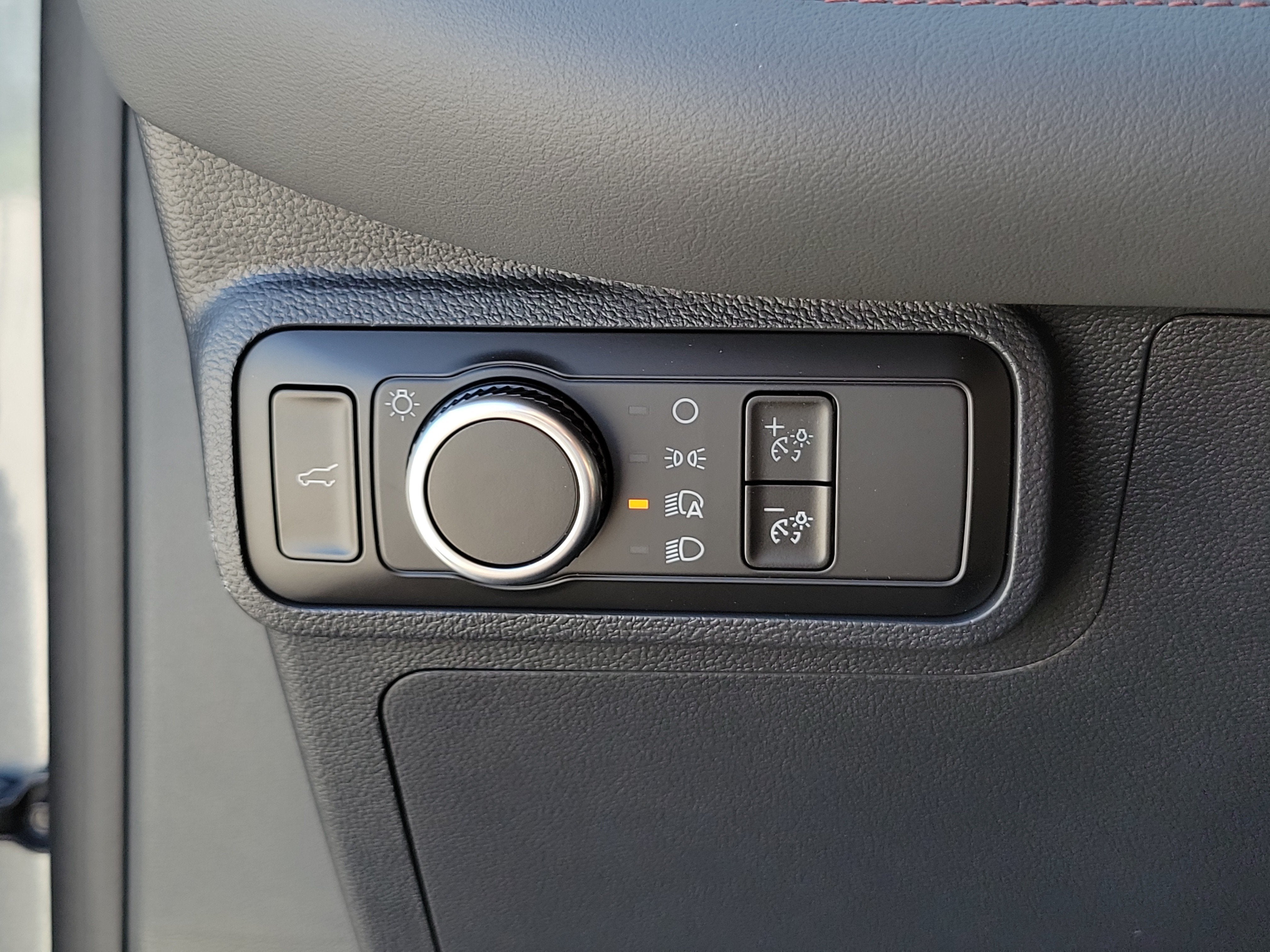 2026 Ford Explorer XLT