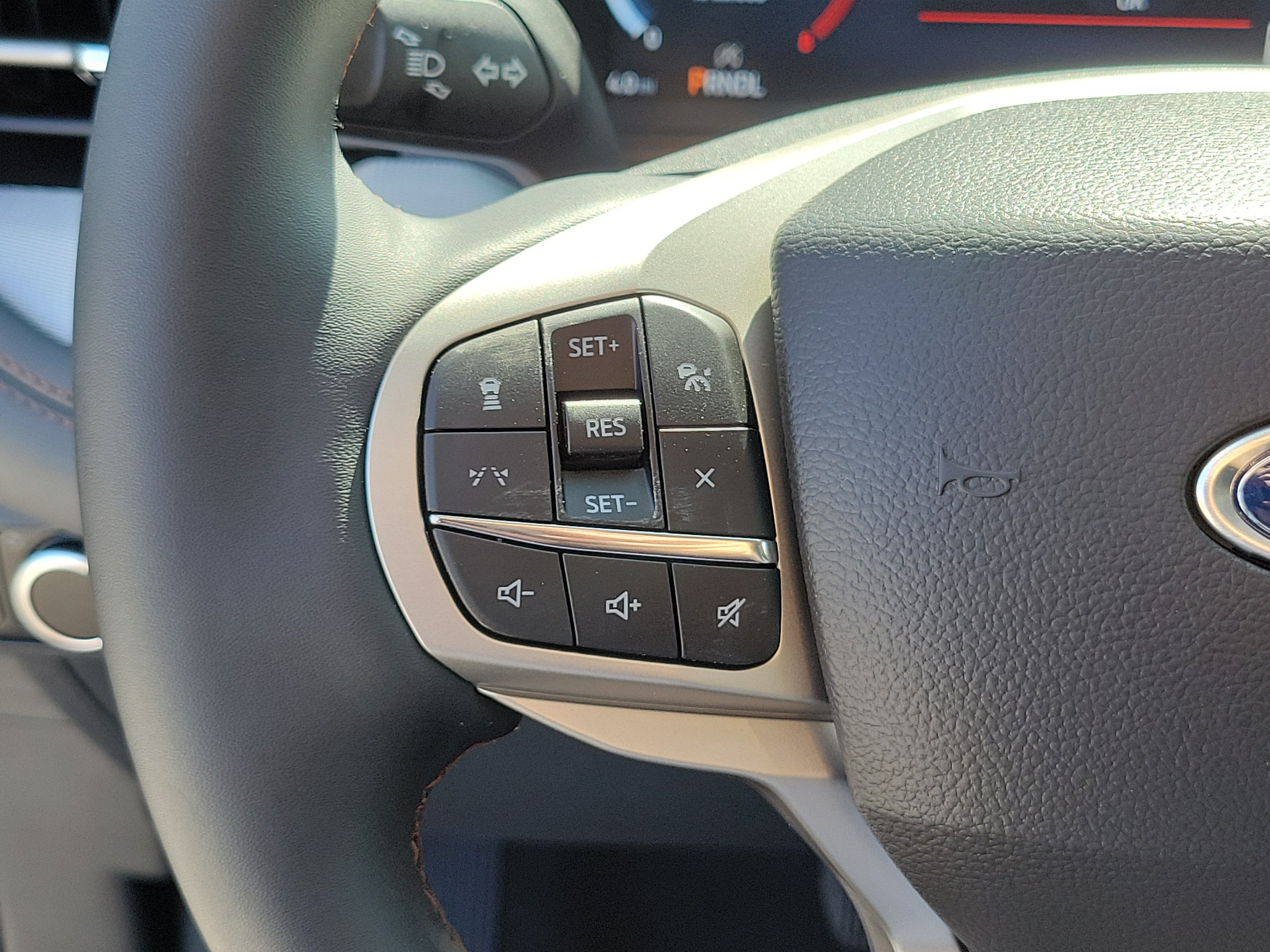 2026 Ford Explorer XLT