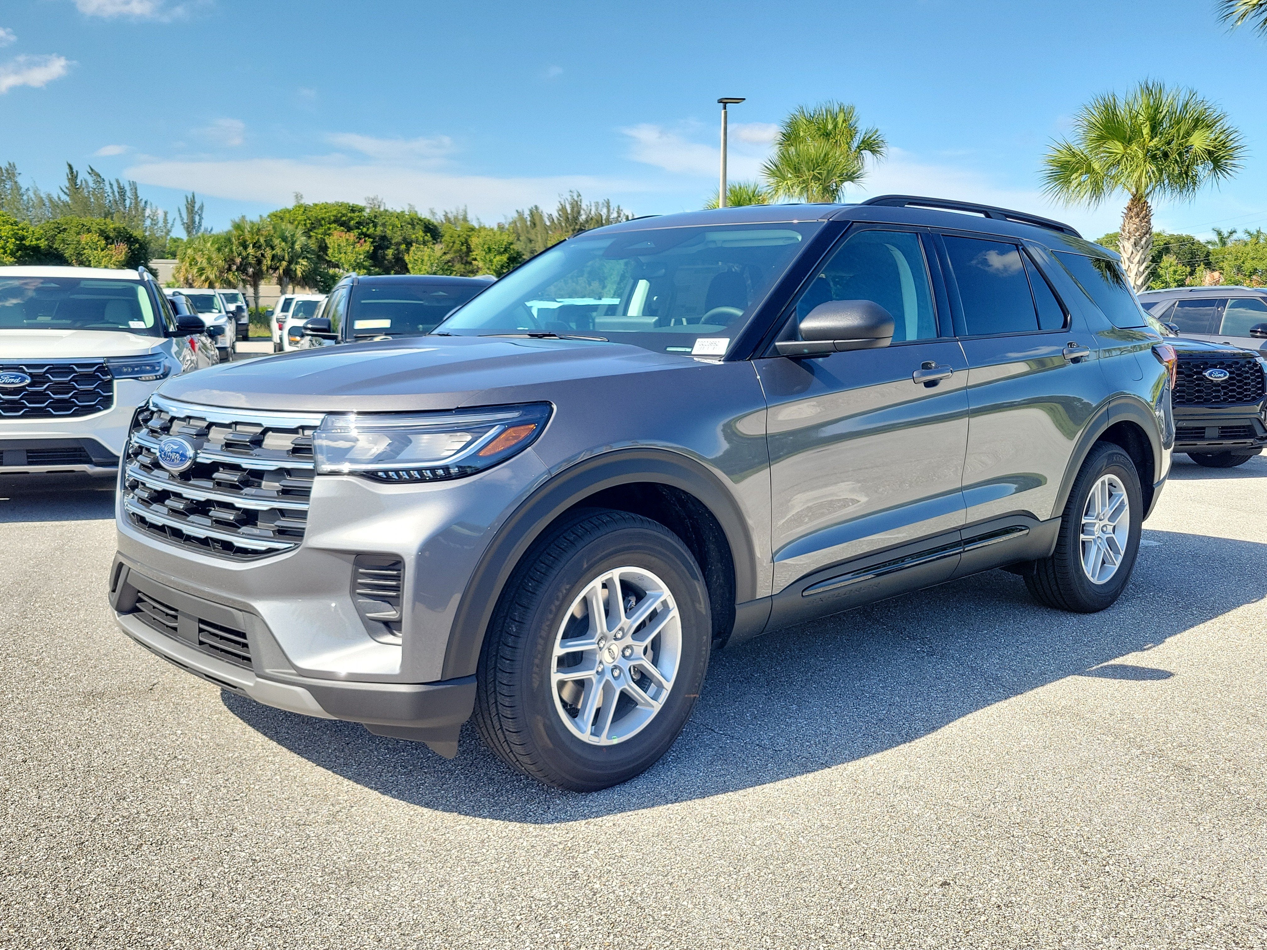 2026 Ford Explorer XLT