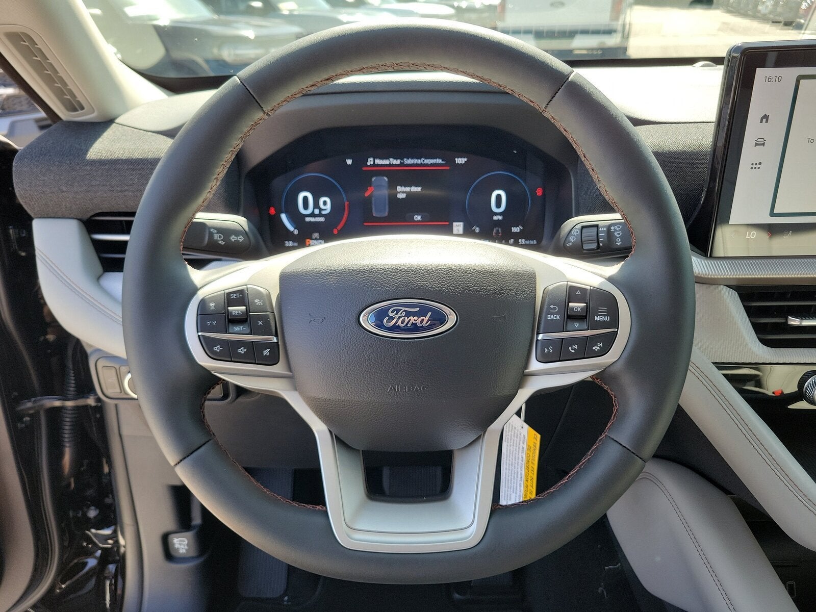 2026 Ford Explorer Active w/200A Pkg