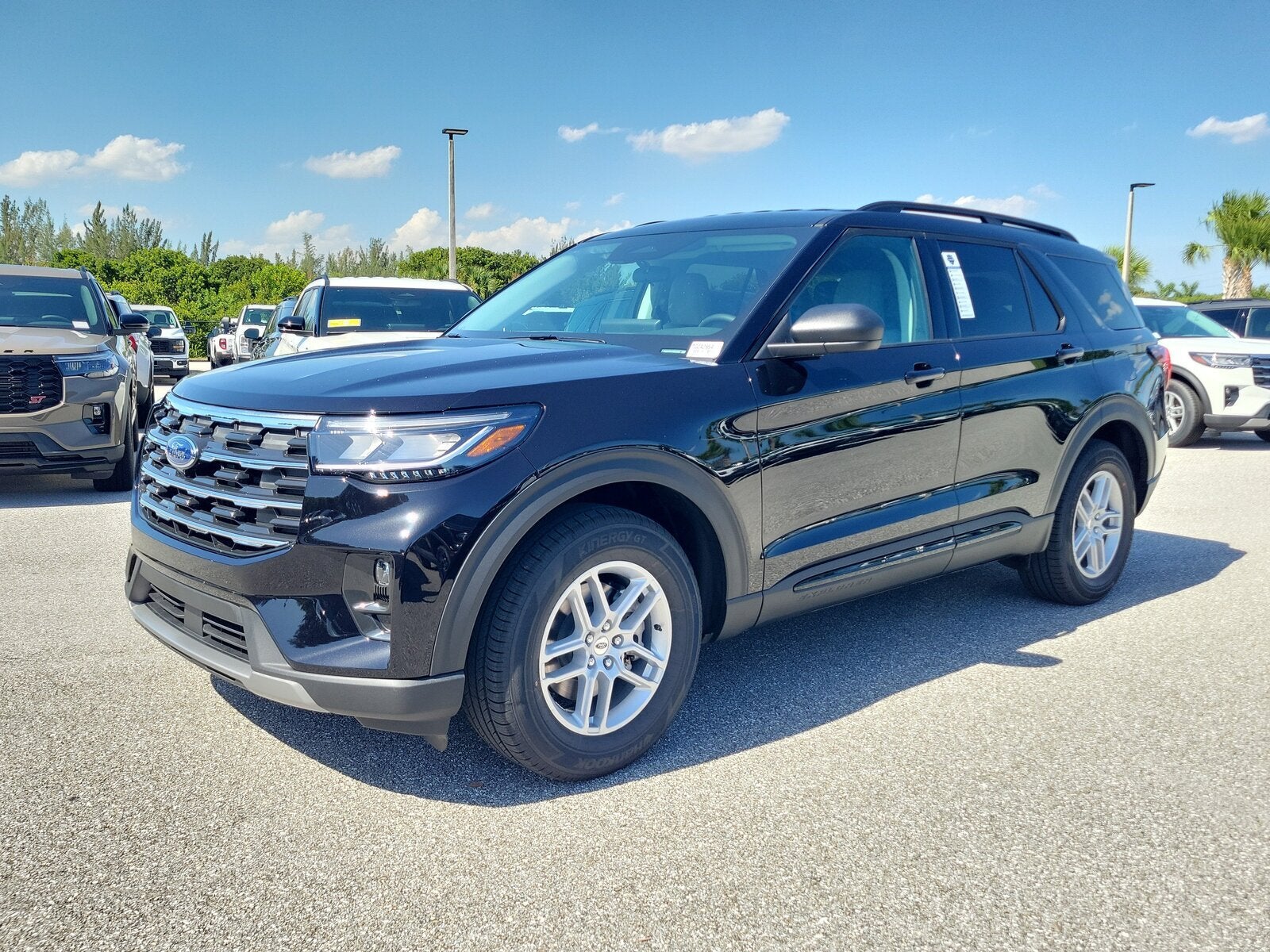 2026 Ford Explorer Active w/200A Pkg