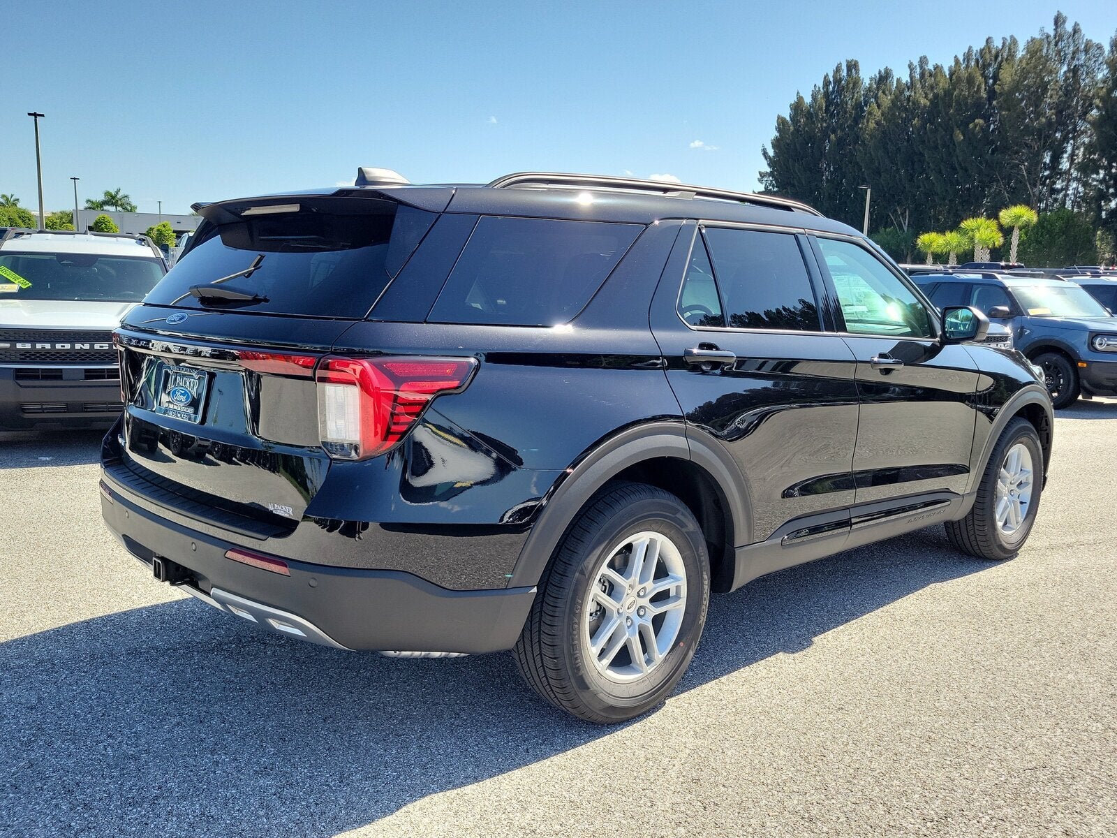 2026 Ford Explorer Active w/200A Pkg