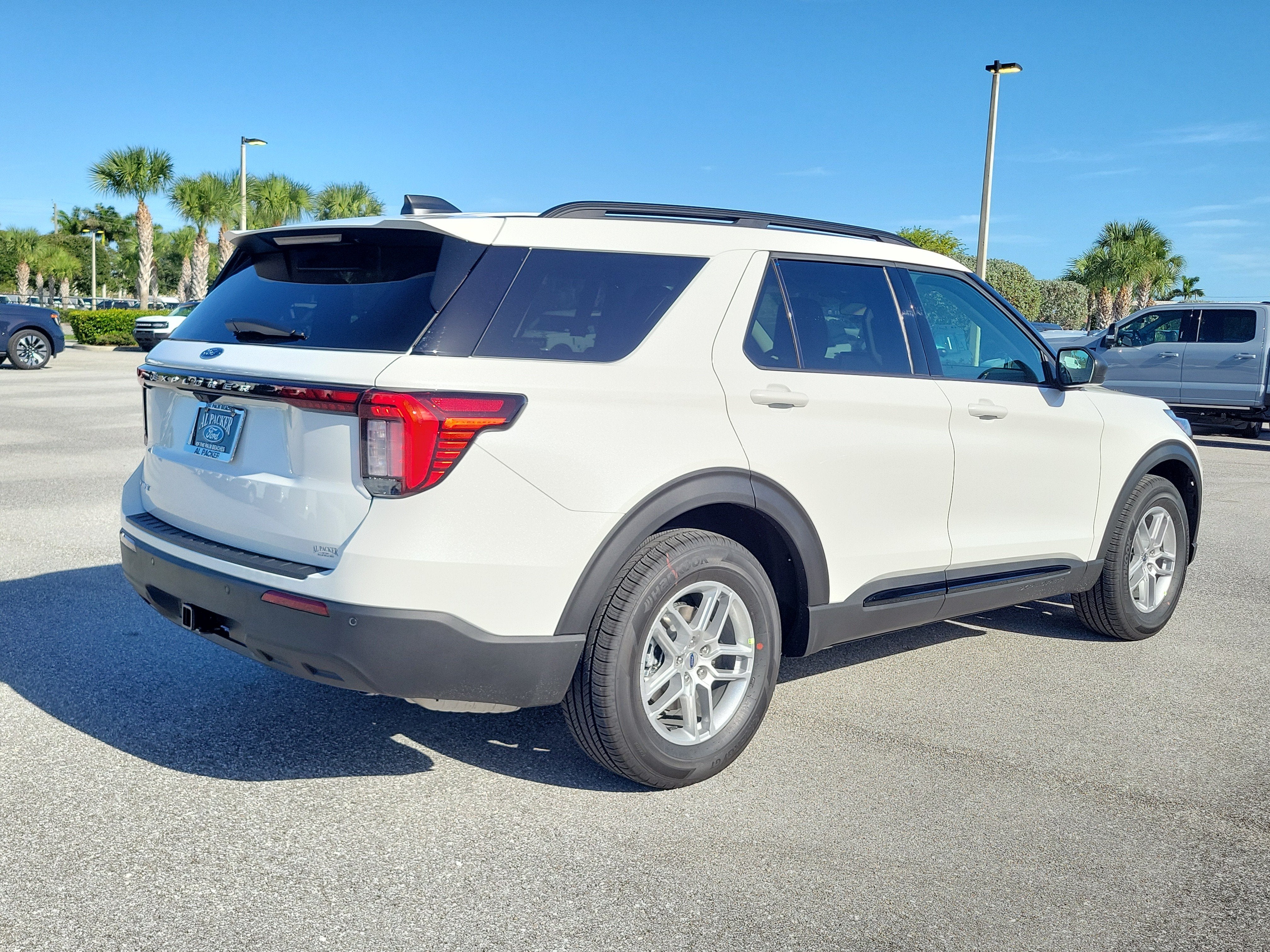 2026 Ford Explorer Active w/200A Pkg