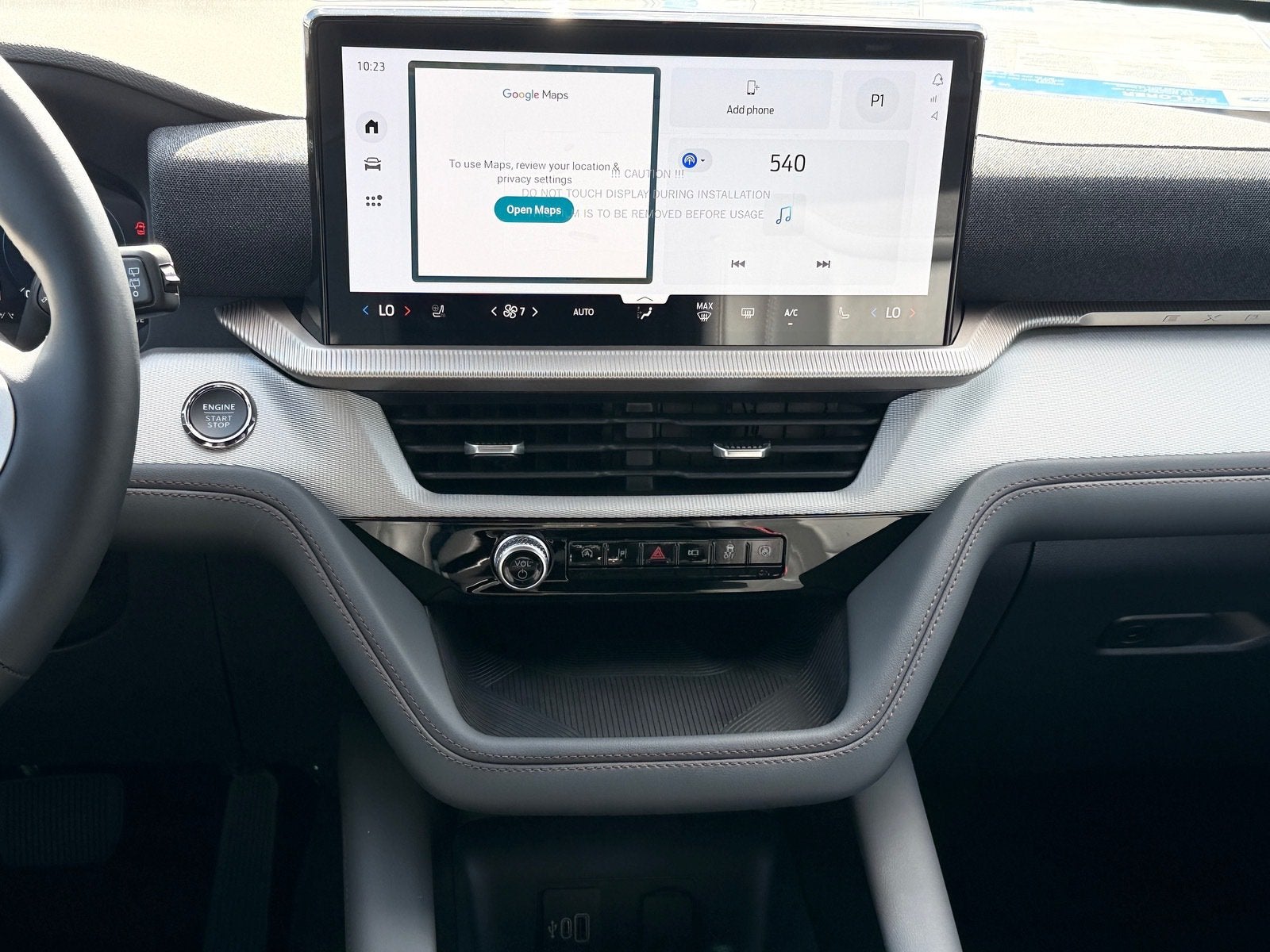2027 Ford Explorer Active w/200A Pkg
