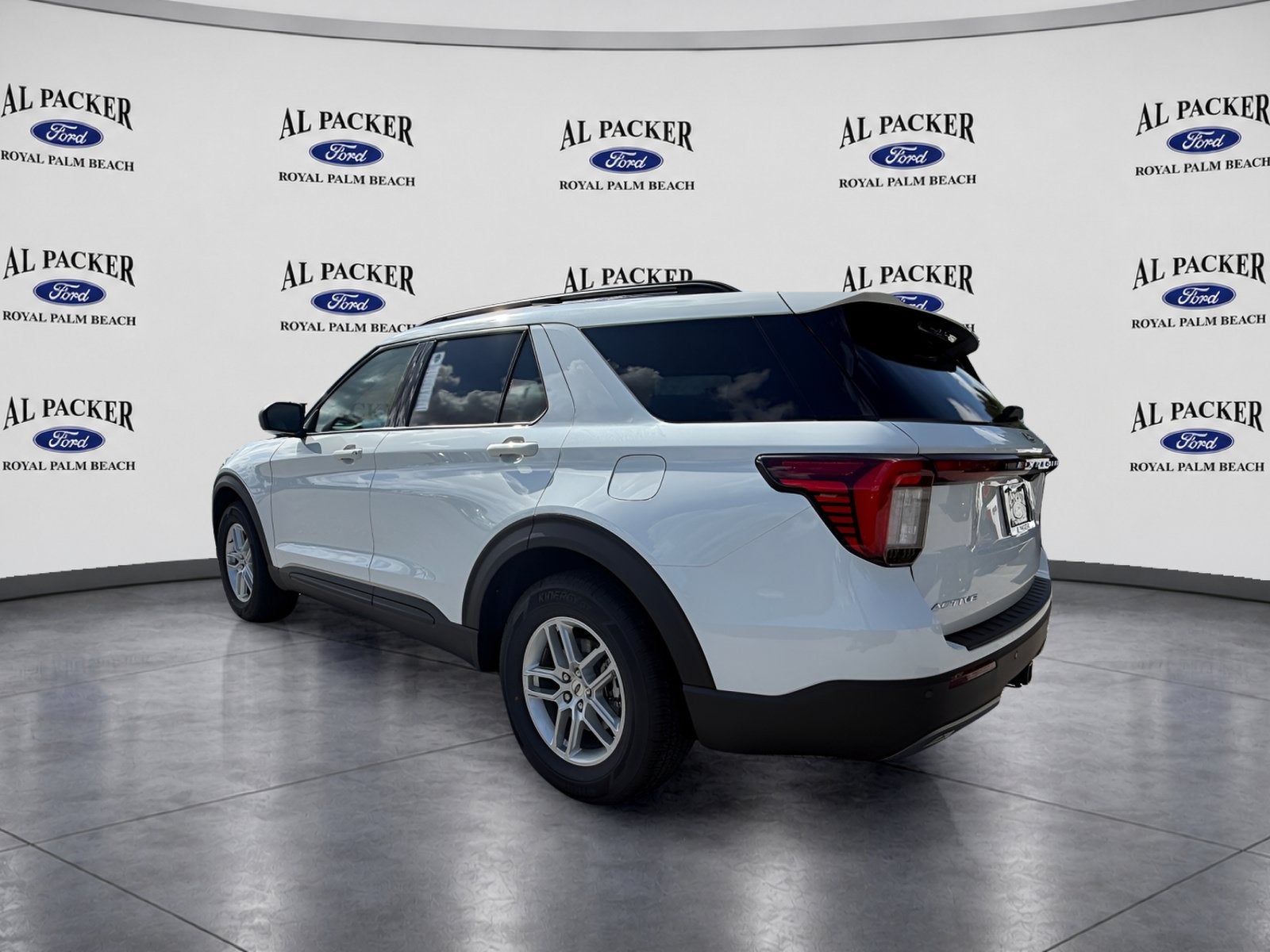 2027 Ford Explorer Active w/200A Pkg