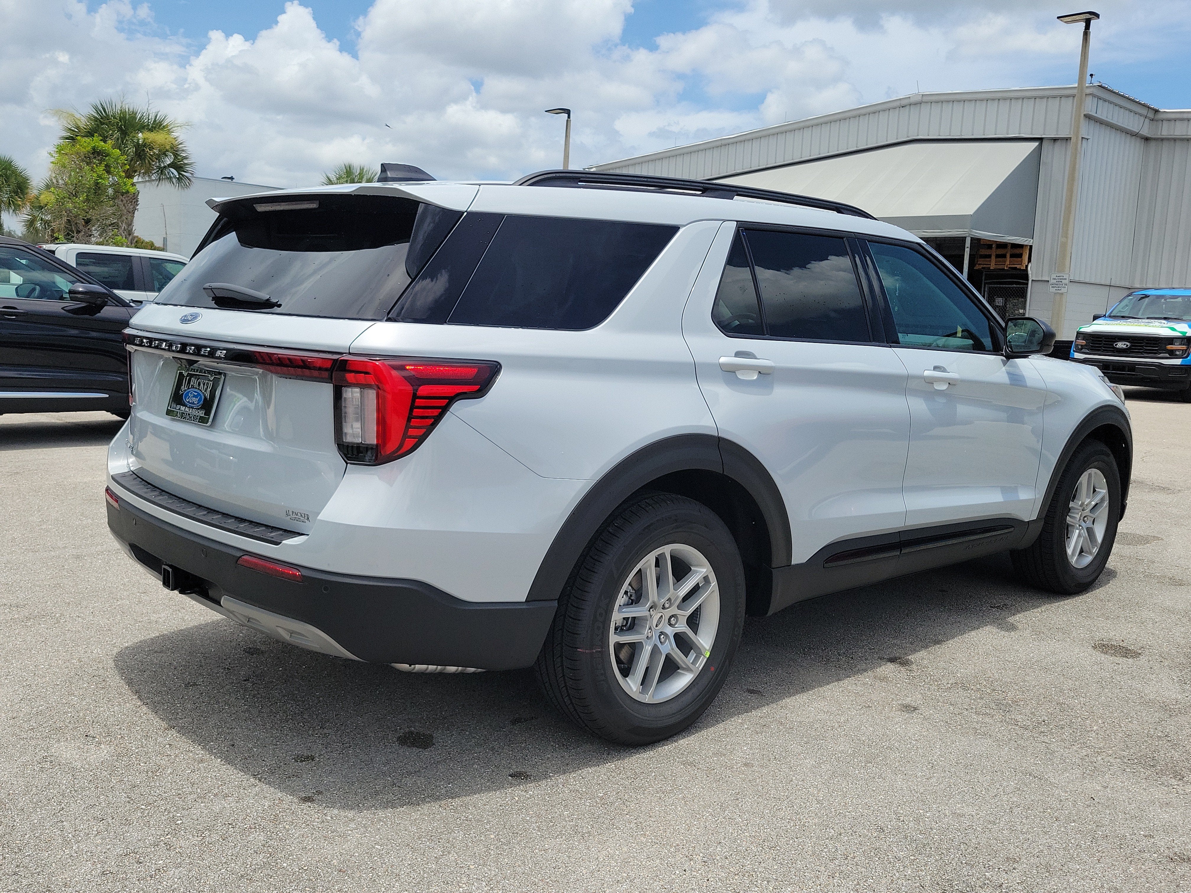 2026 Ford Explorer Active w/200A Pkg