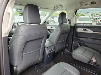 2026 Ford Explorer XLT