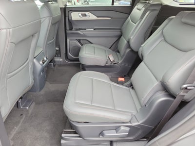 2026 Ford Explorer XLT