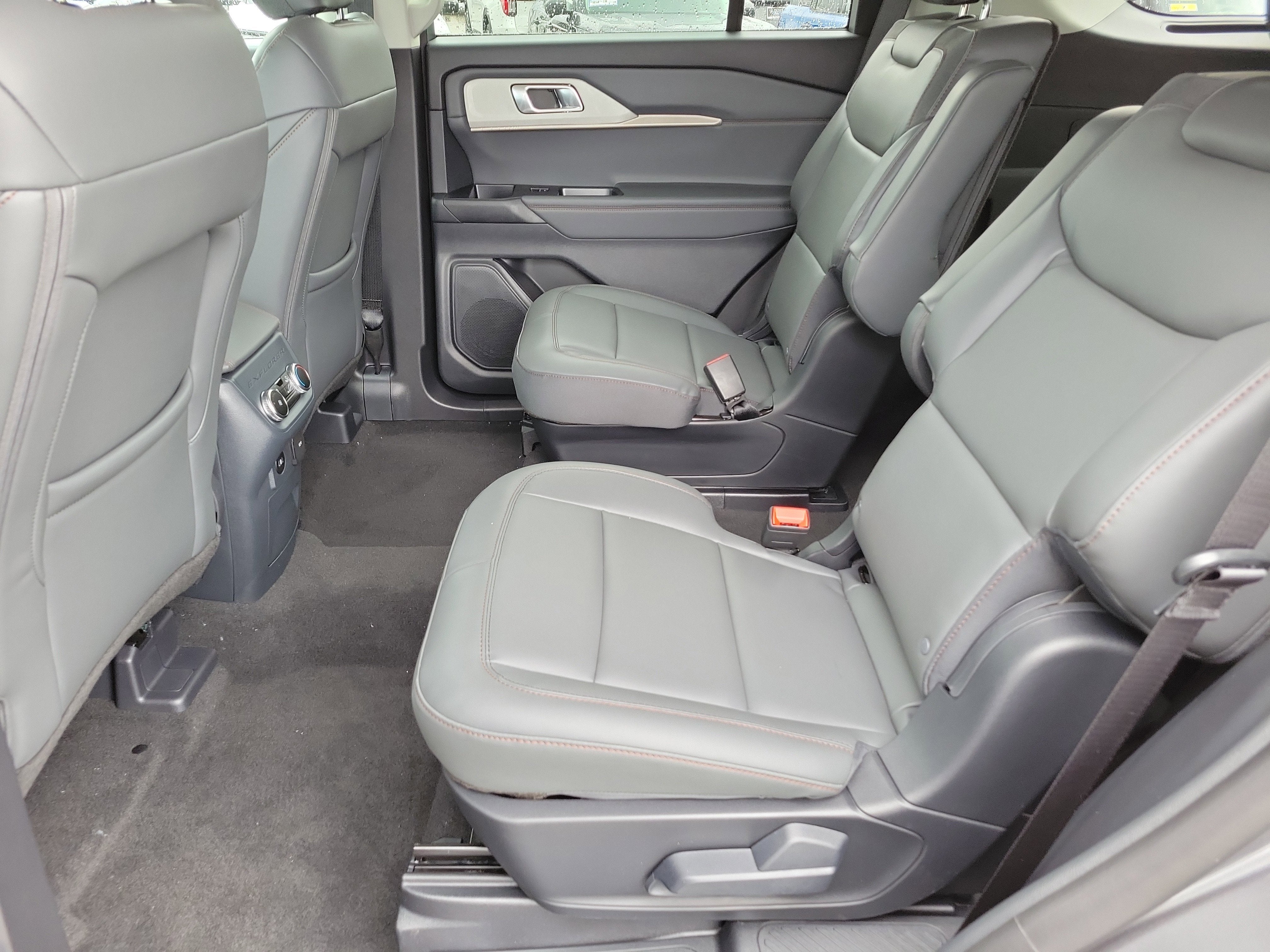 2026 Ford Explorer XLT