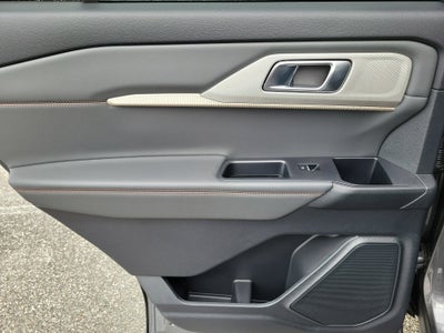 2026 Ford Explorer XLT