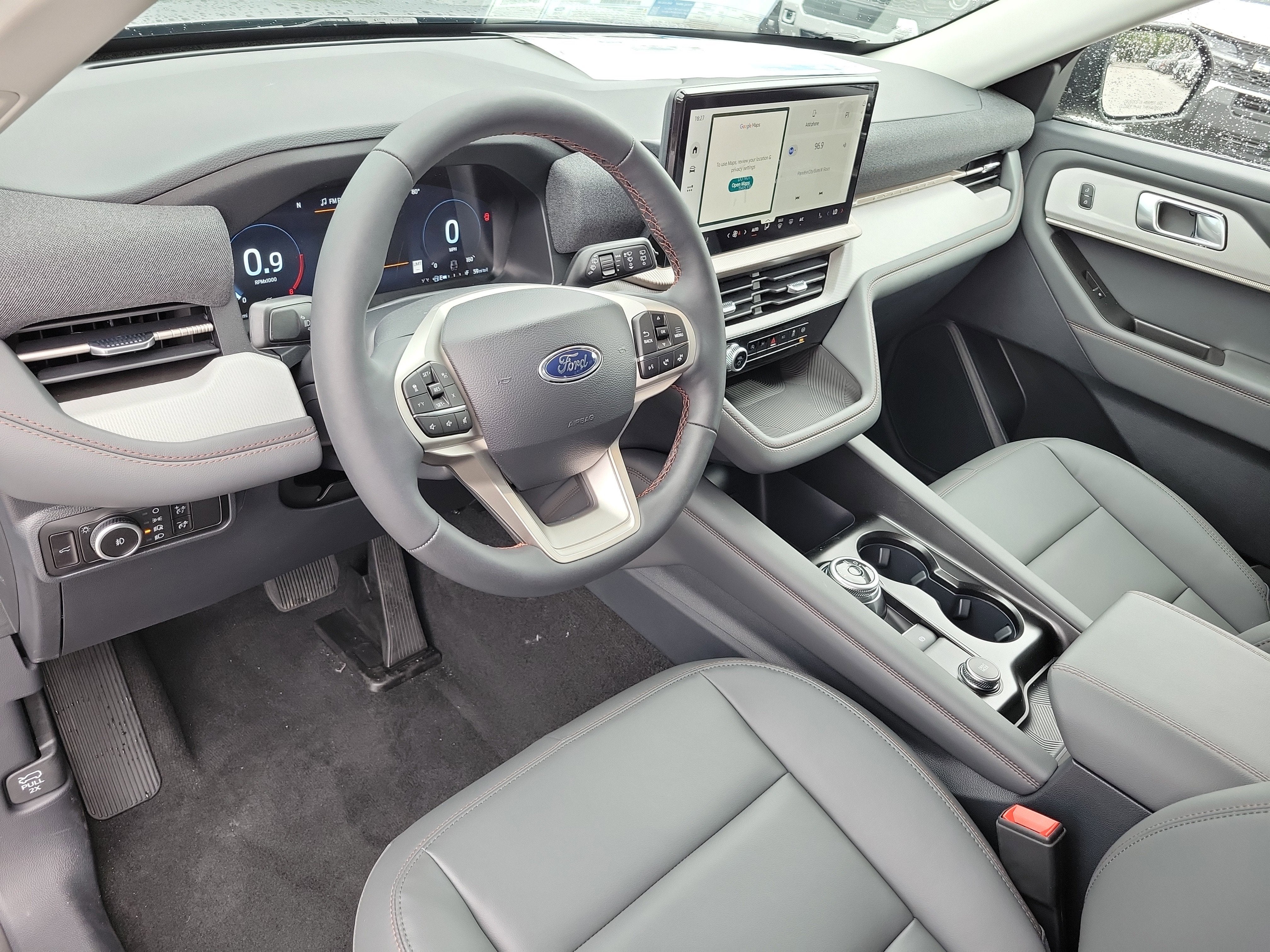 2026 Ford Explorer XLT