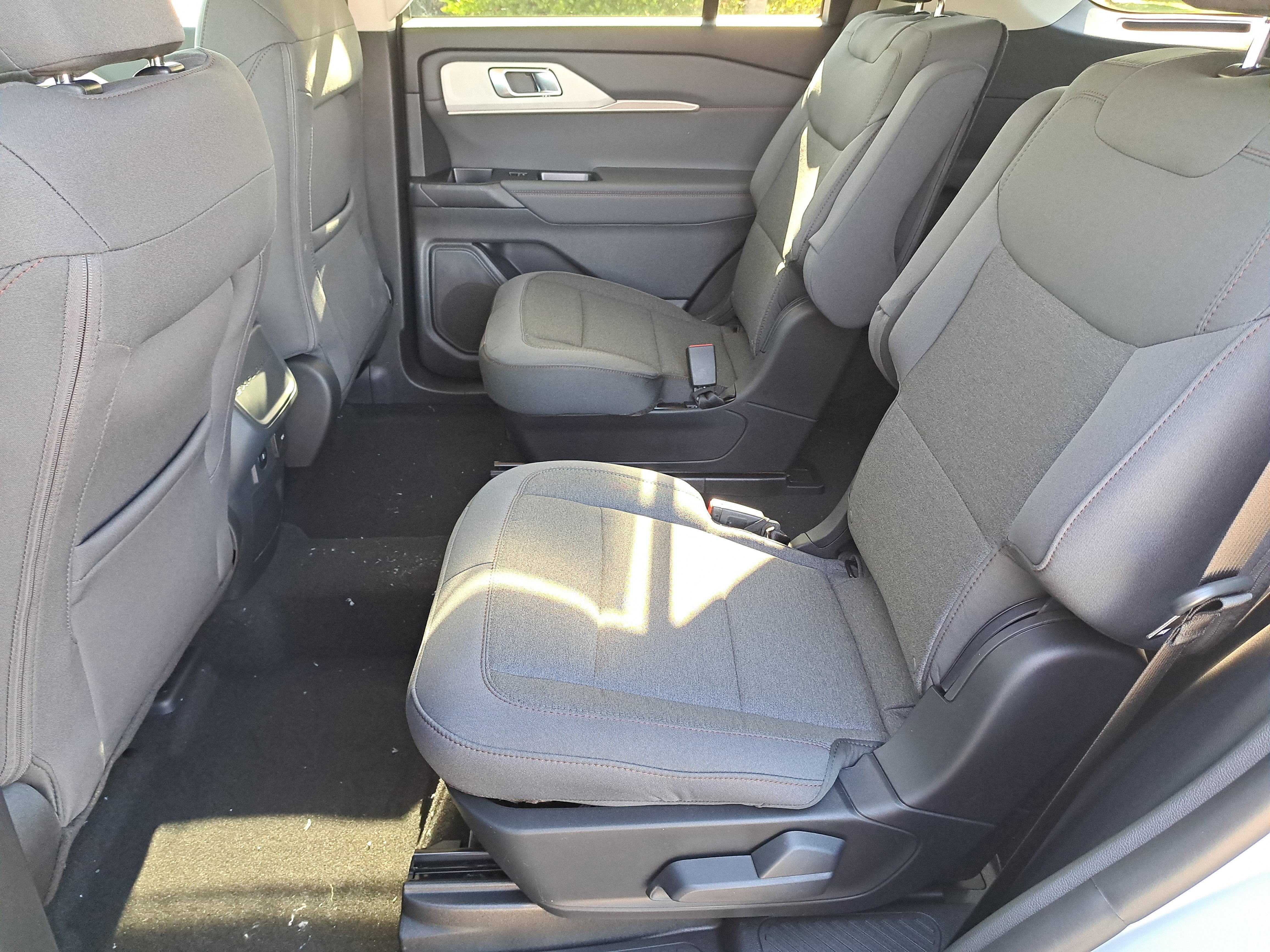 2026 Ford Explorer Active w/100A Pkg