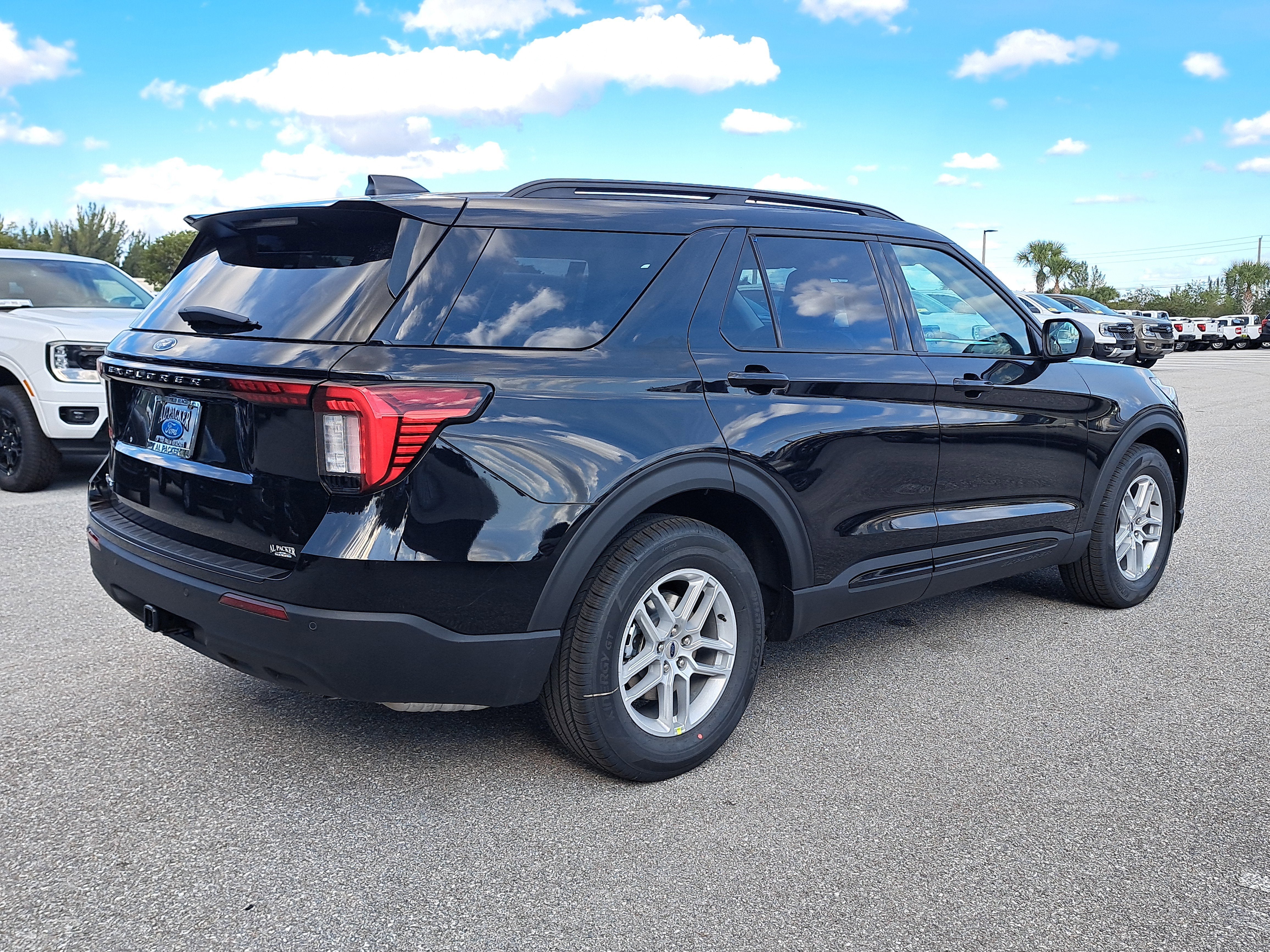2026 Ford Explorer Active w/200A Pkg