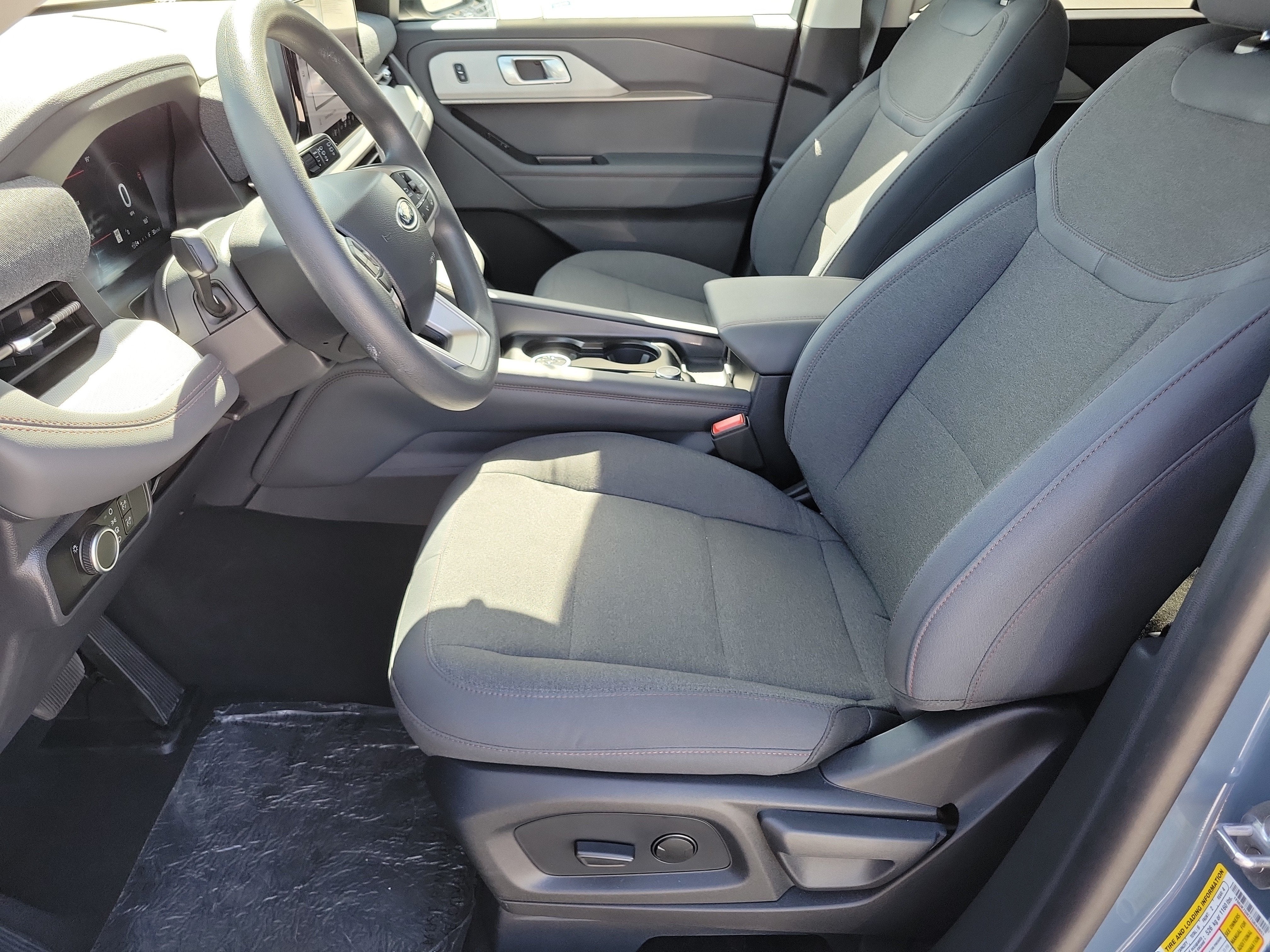 2026 Ford Explorer Active w/100A Pkg