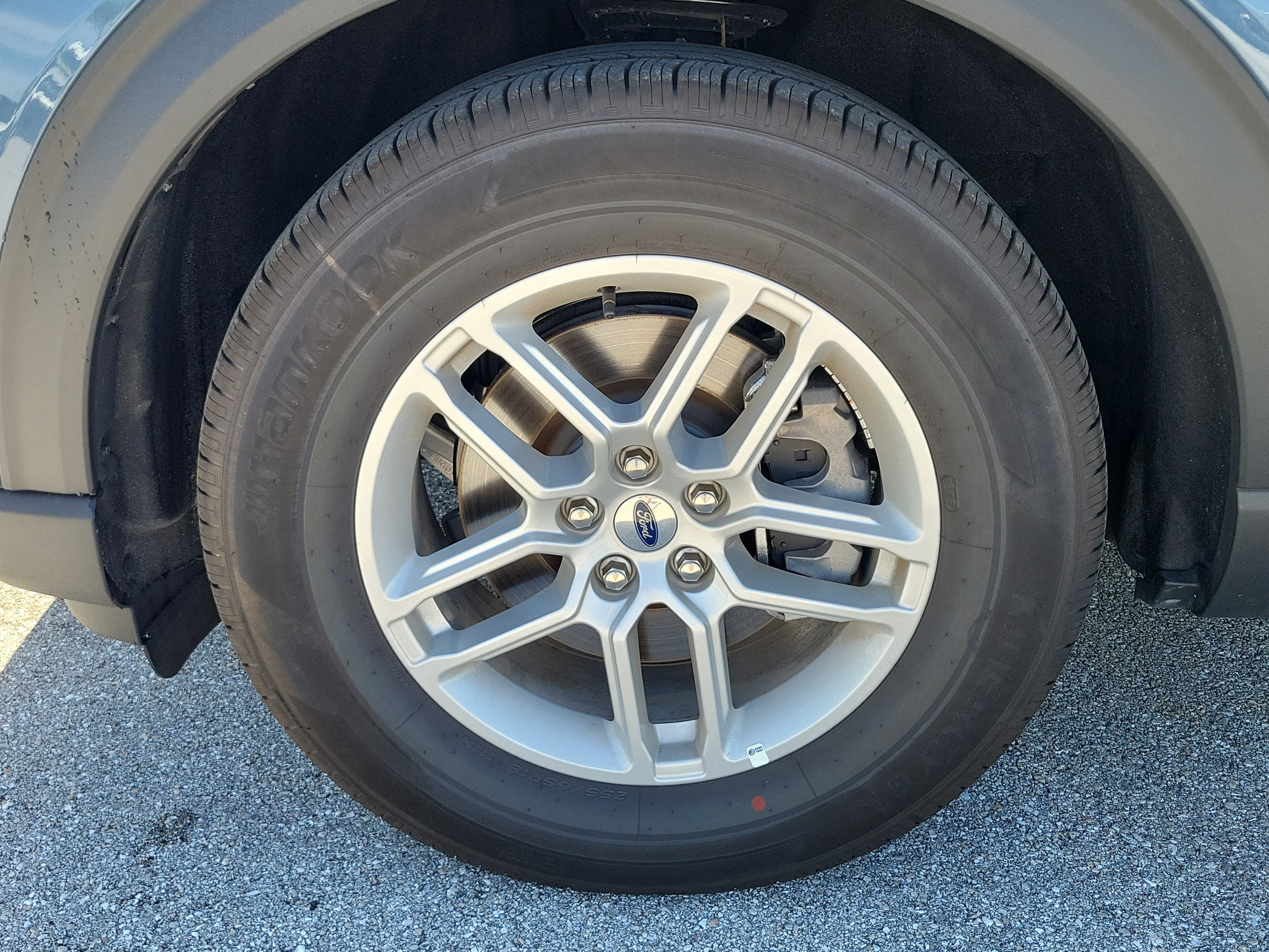 2026 Ford Explorer Active w/100A Pkg