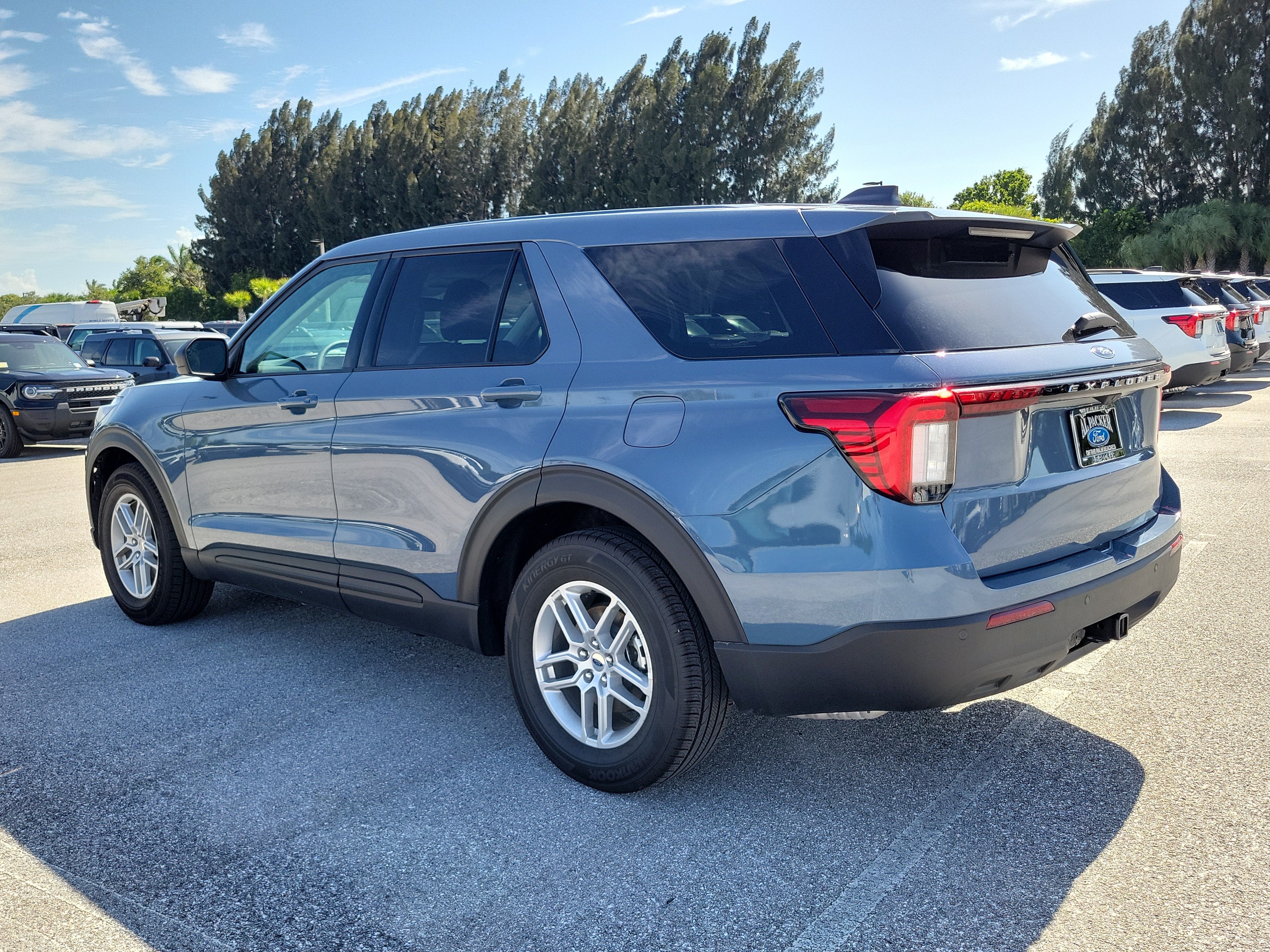 2026 Ford Explorer Active w/100A Pkg