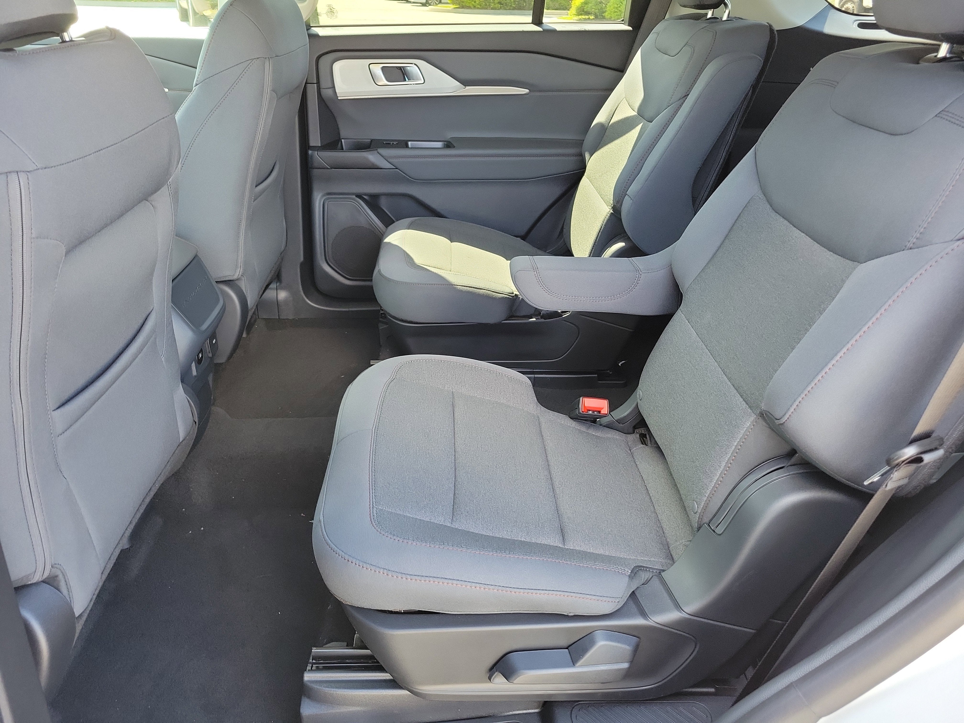2026 Ford Explorer Active w/100A Pkg