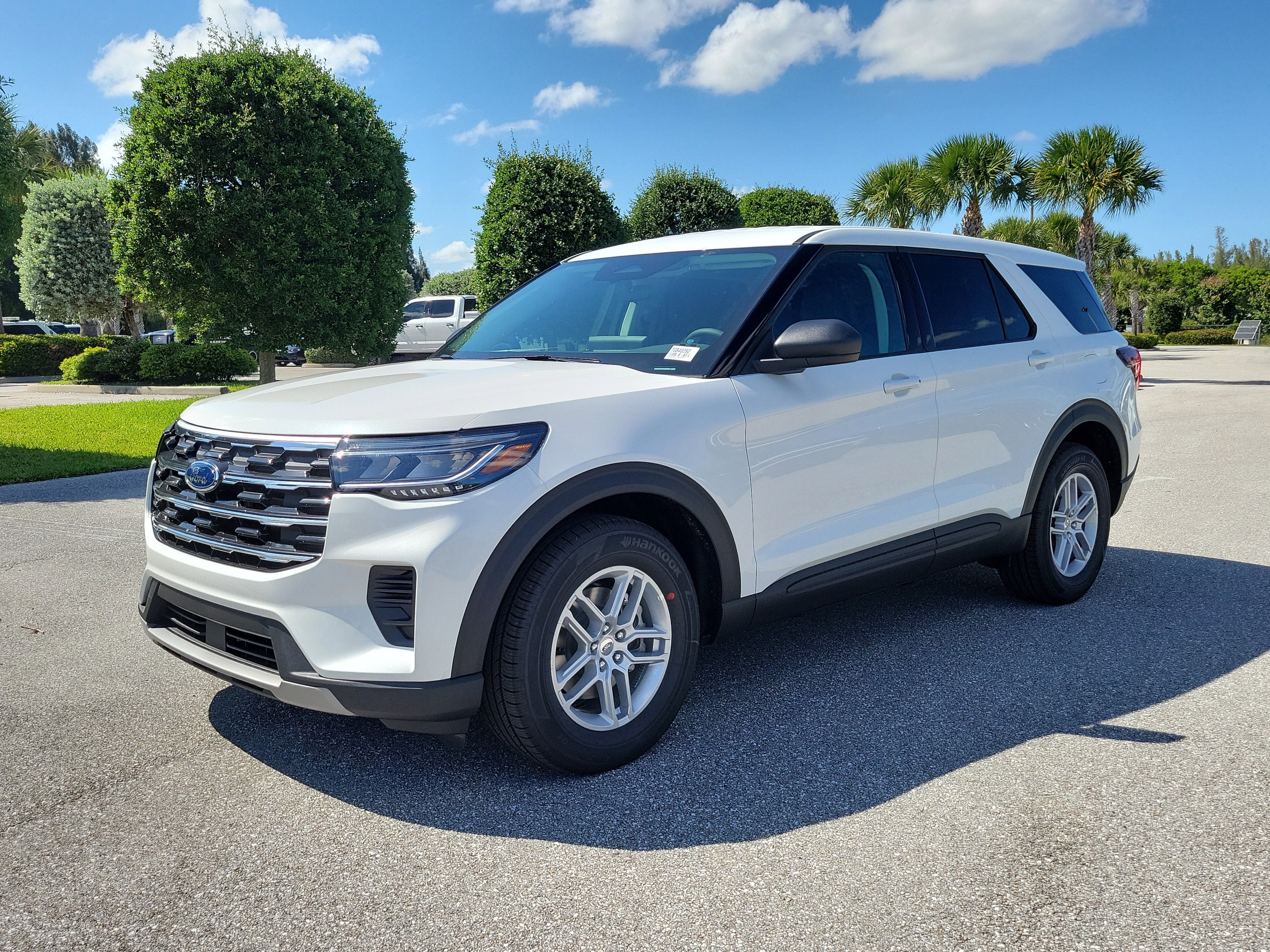 2026 Ford Explorer Active w/100A Pkg