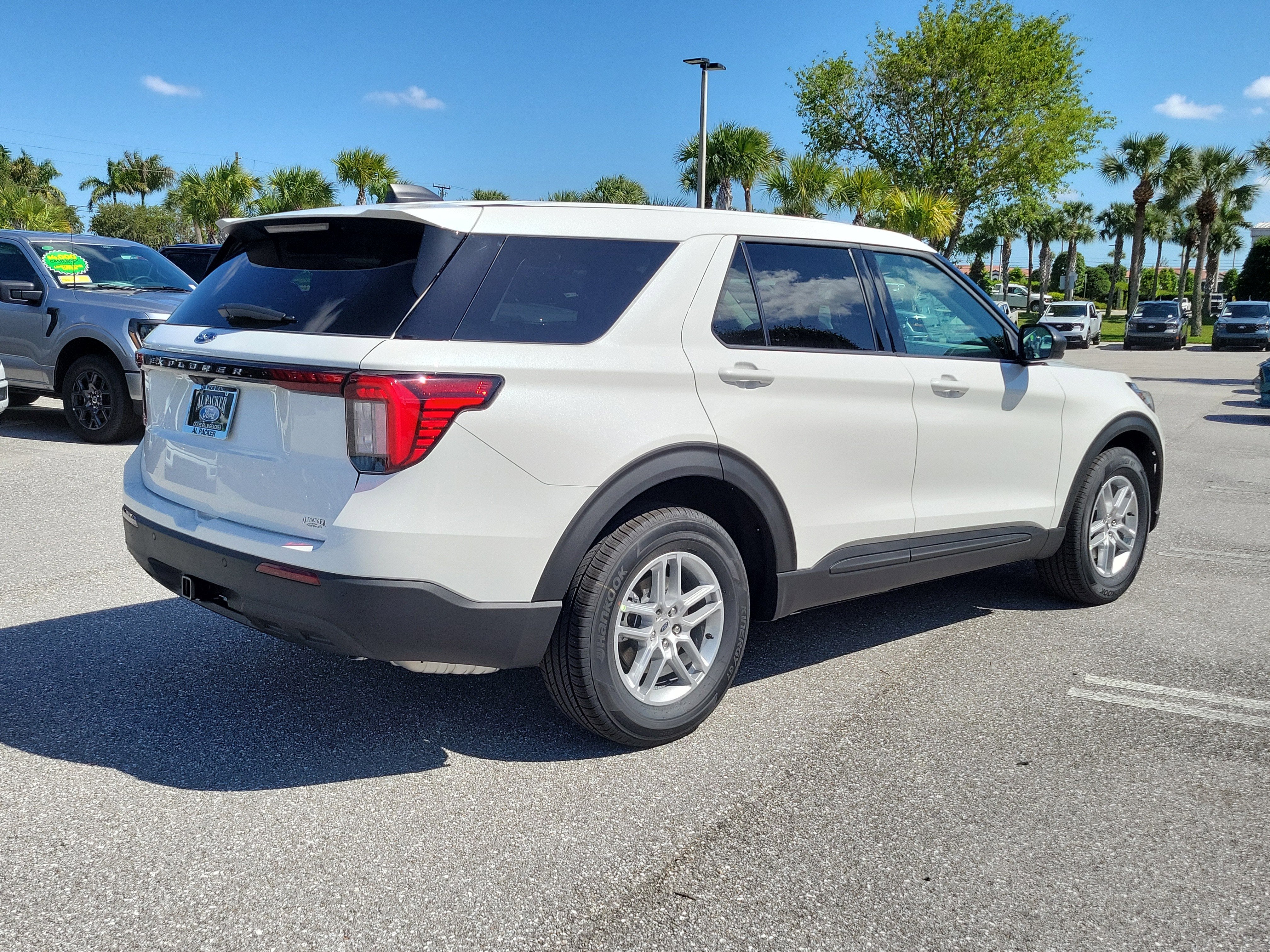 2026 Ford Explorer Active w/100A Pkg