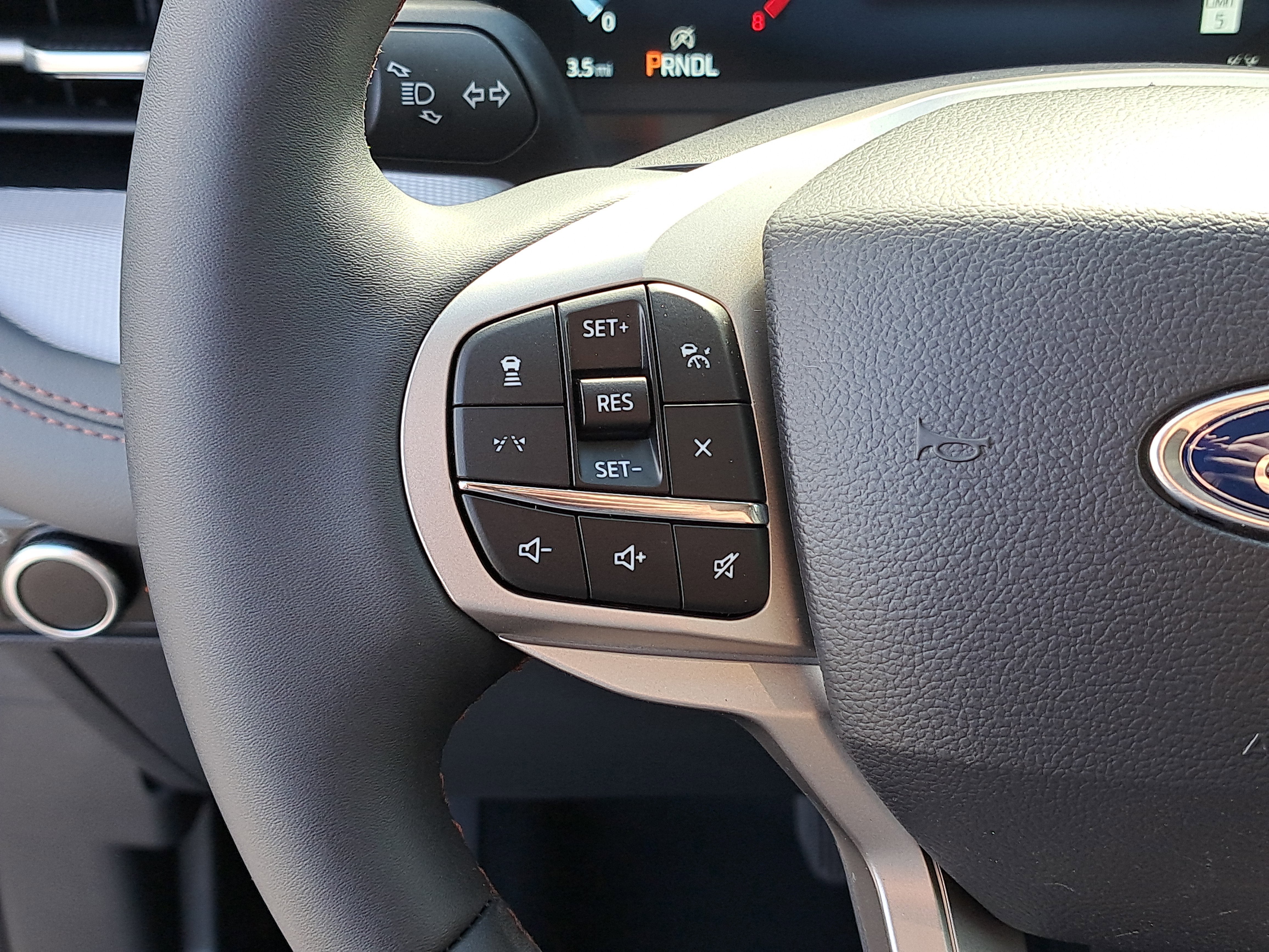 2026 Ford Explorer Active w/200A Pkg