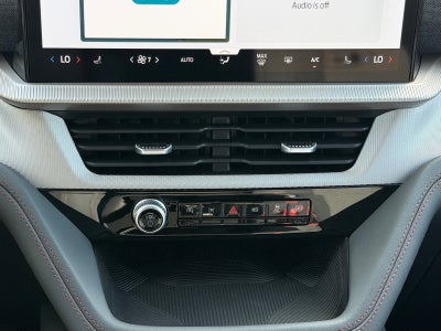 2027 Ford Explorer Active w/200A Pkg