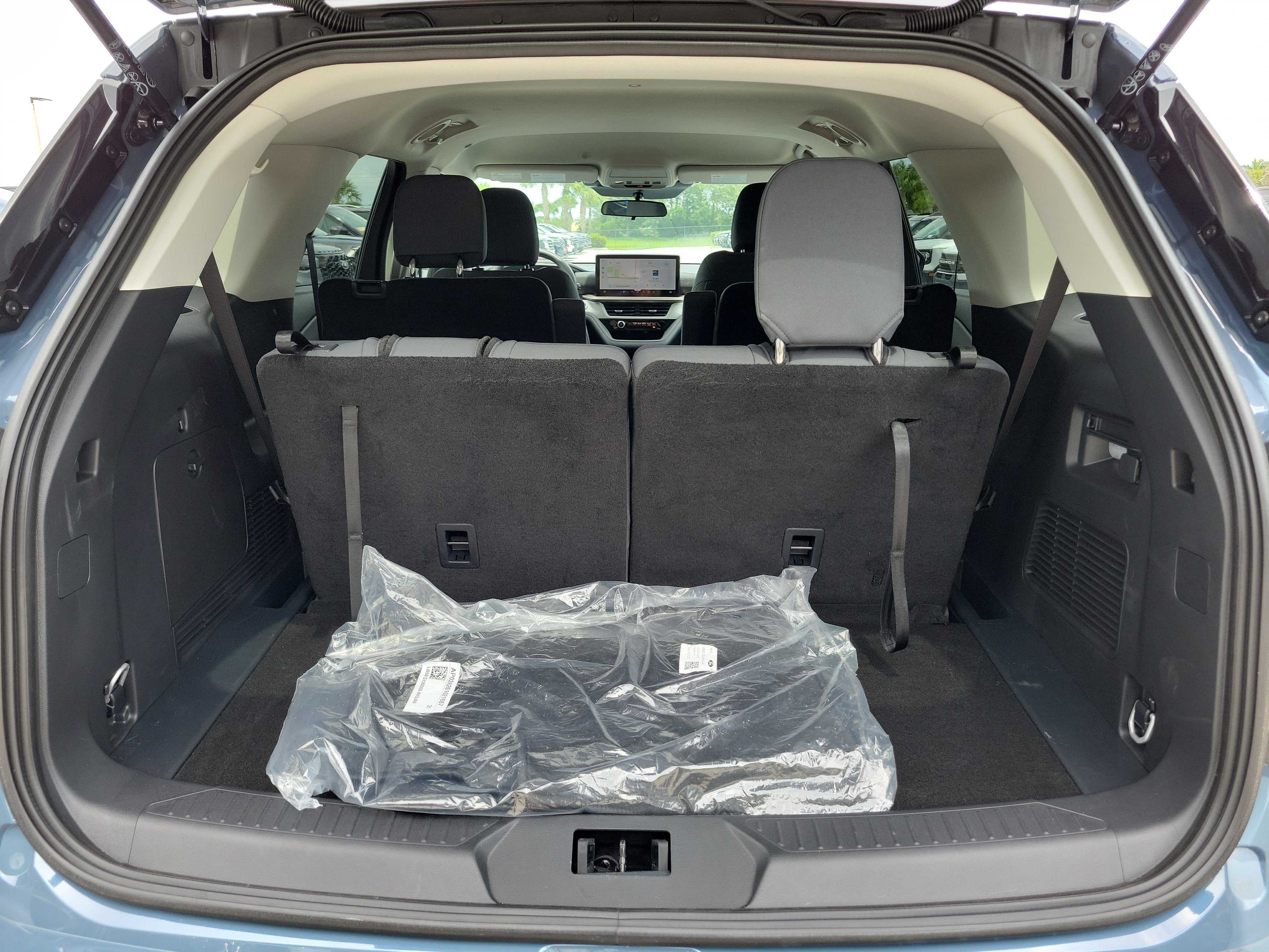 2026 Ford Explorer Active w/100A Pkg