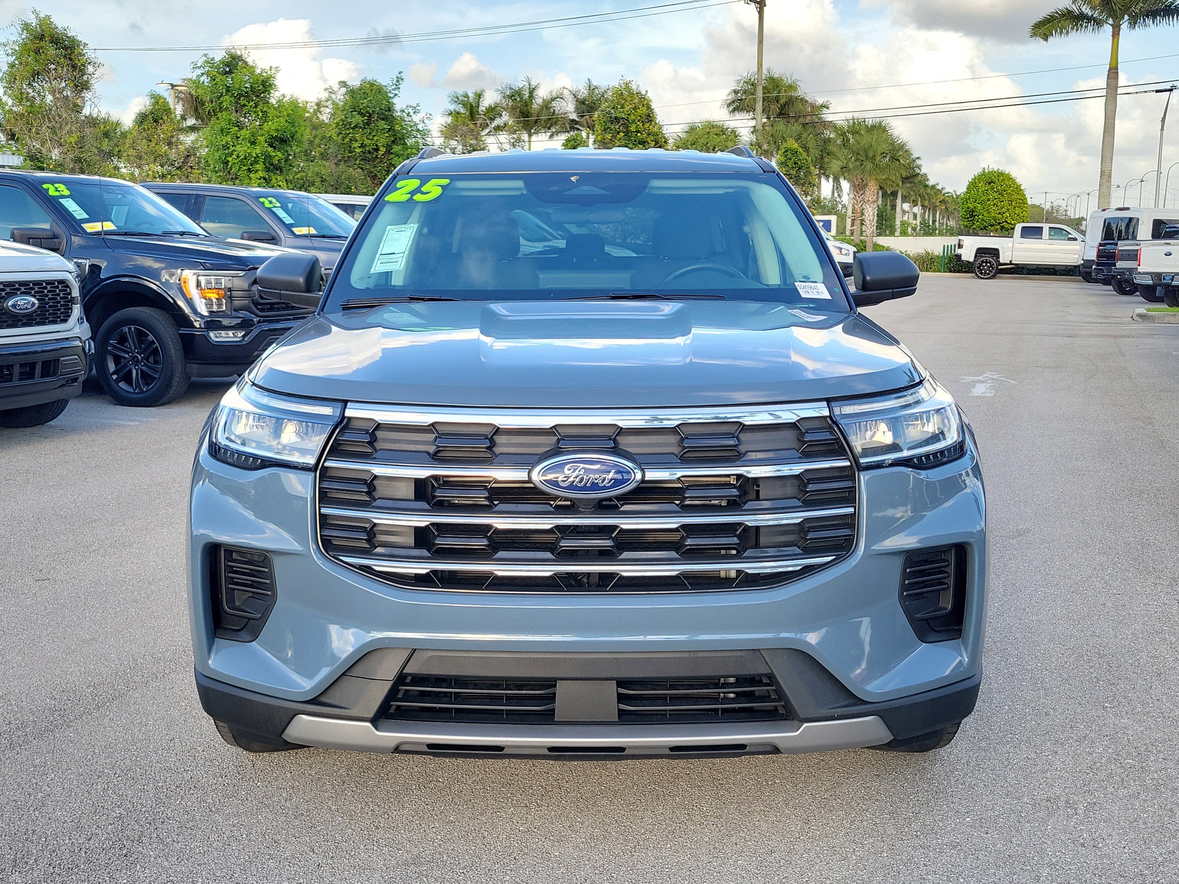 2025 Ford Explorer Active