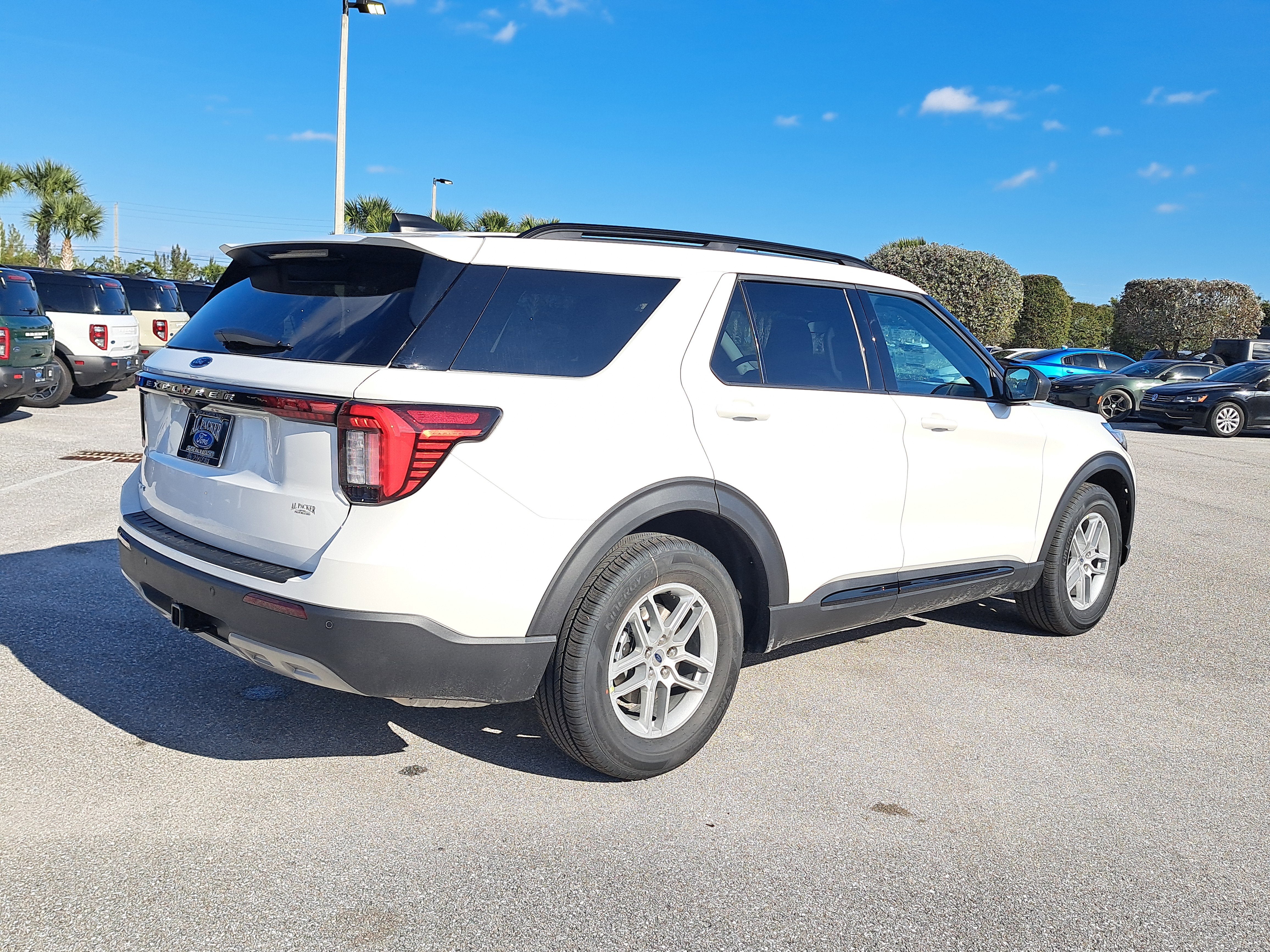 2026 Ford Explorer Active w/200A Pkg