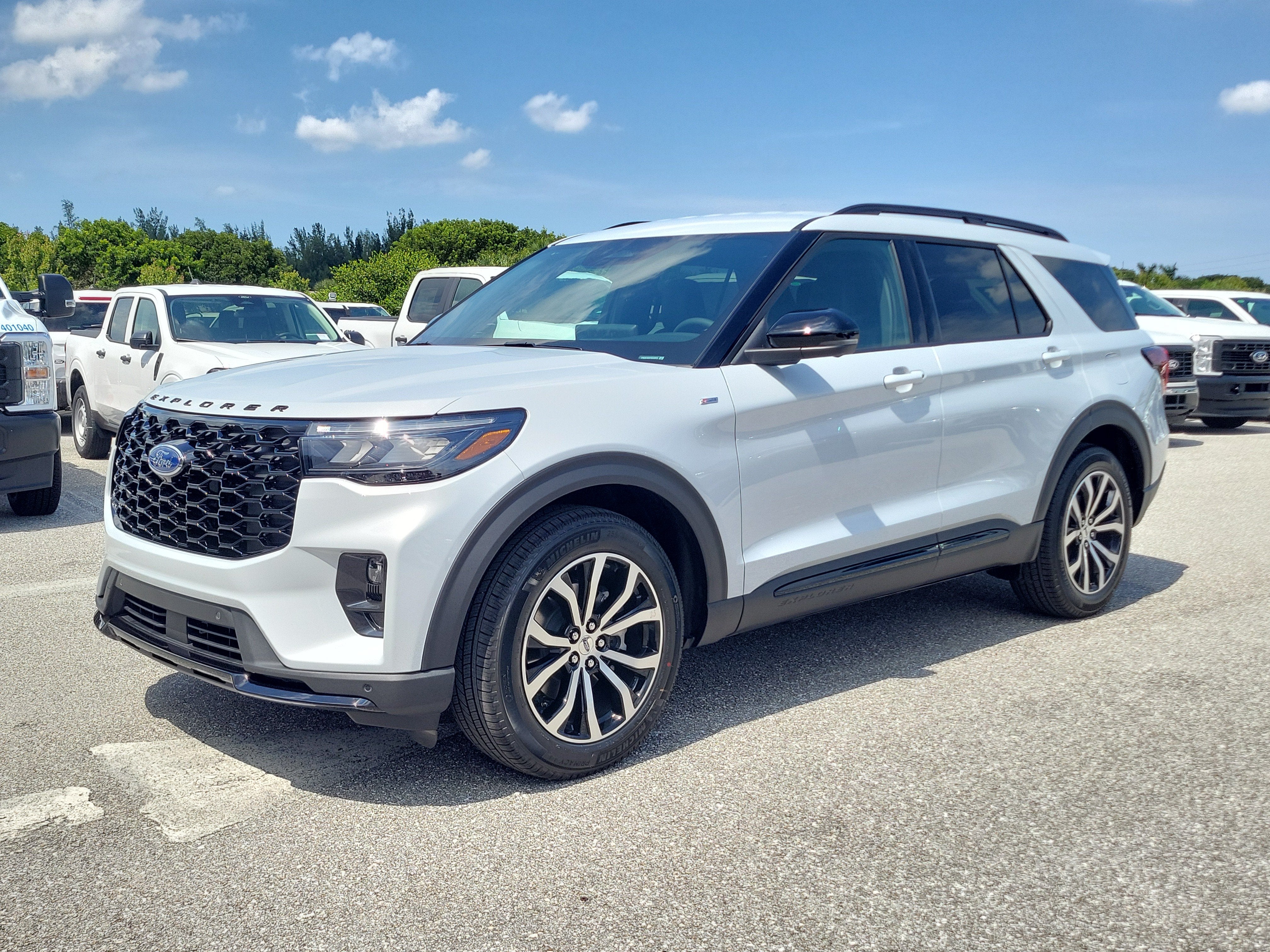 2026 Ford Explorer ST-Line