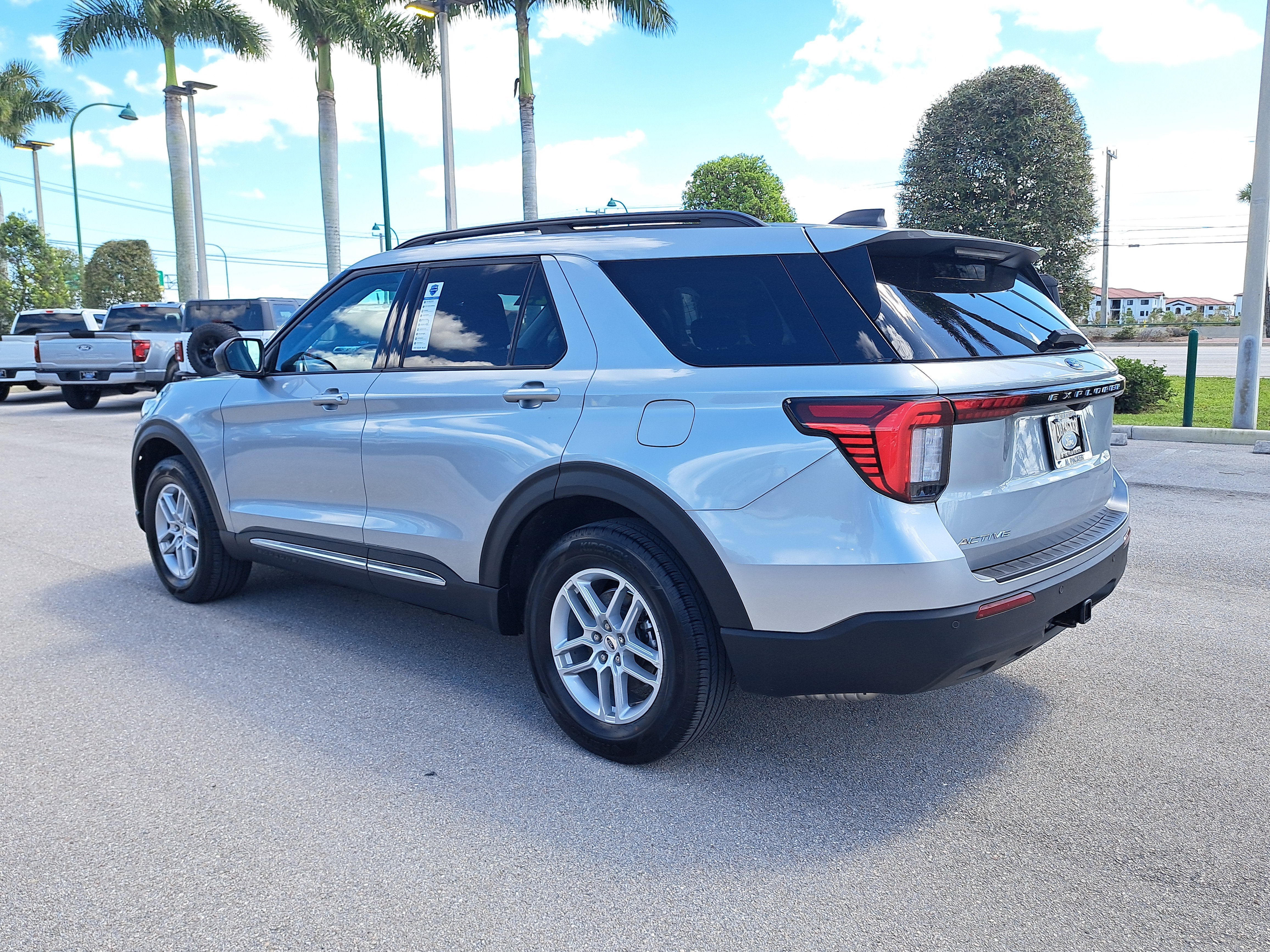 2025 Ford Explorer Active