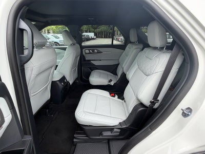 2027 Ford Explorer Platinum
