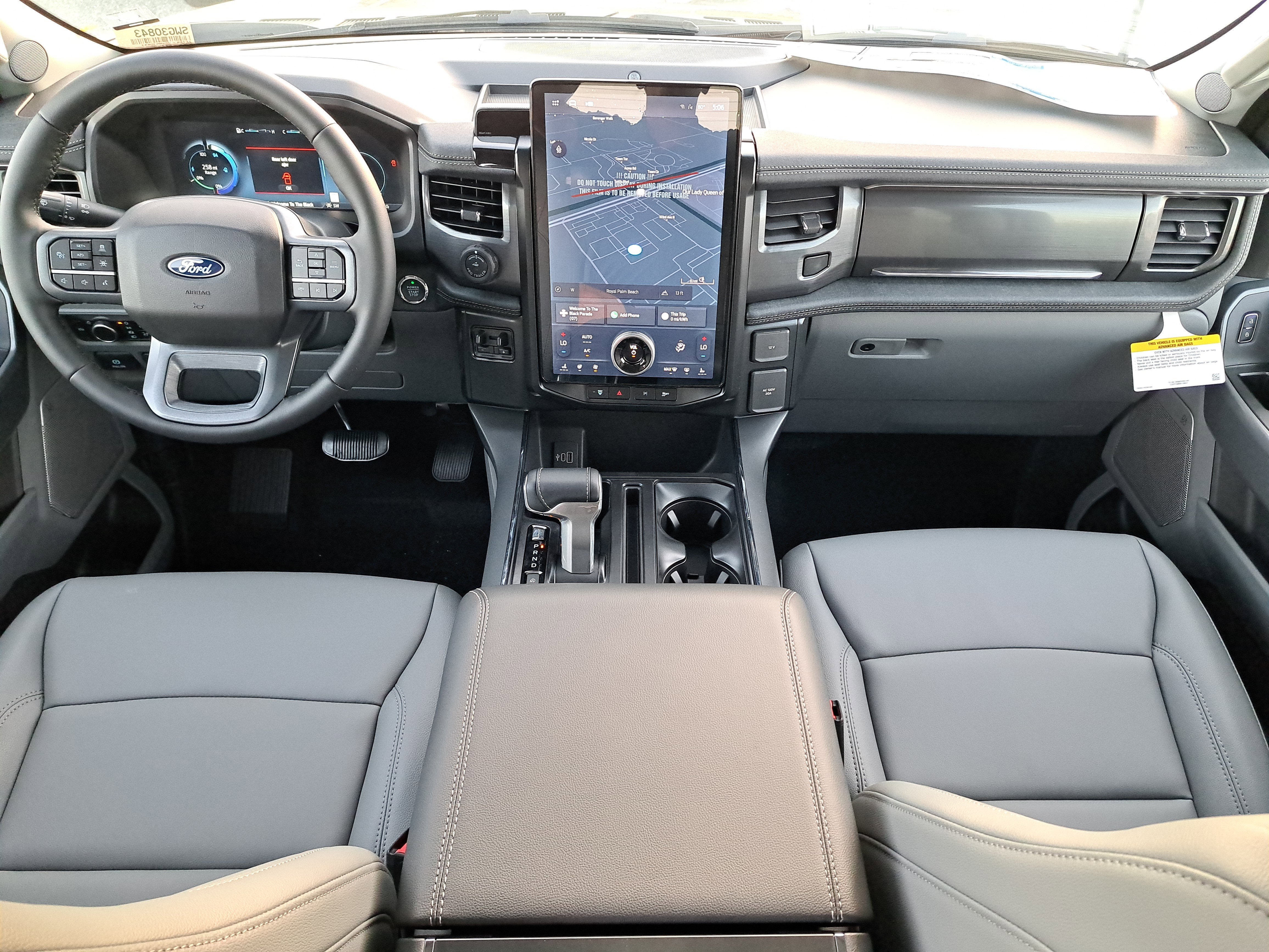 2025 Ford F-150 Lightning Flash