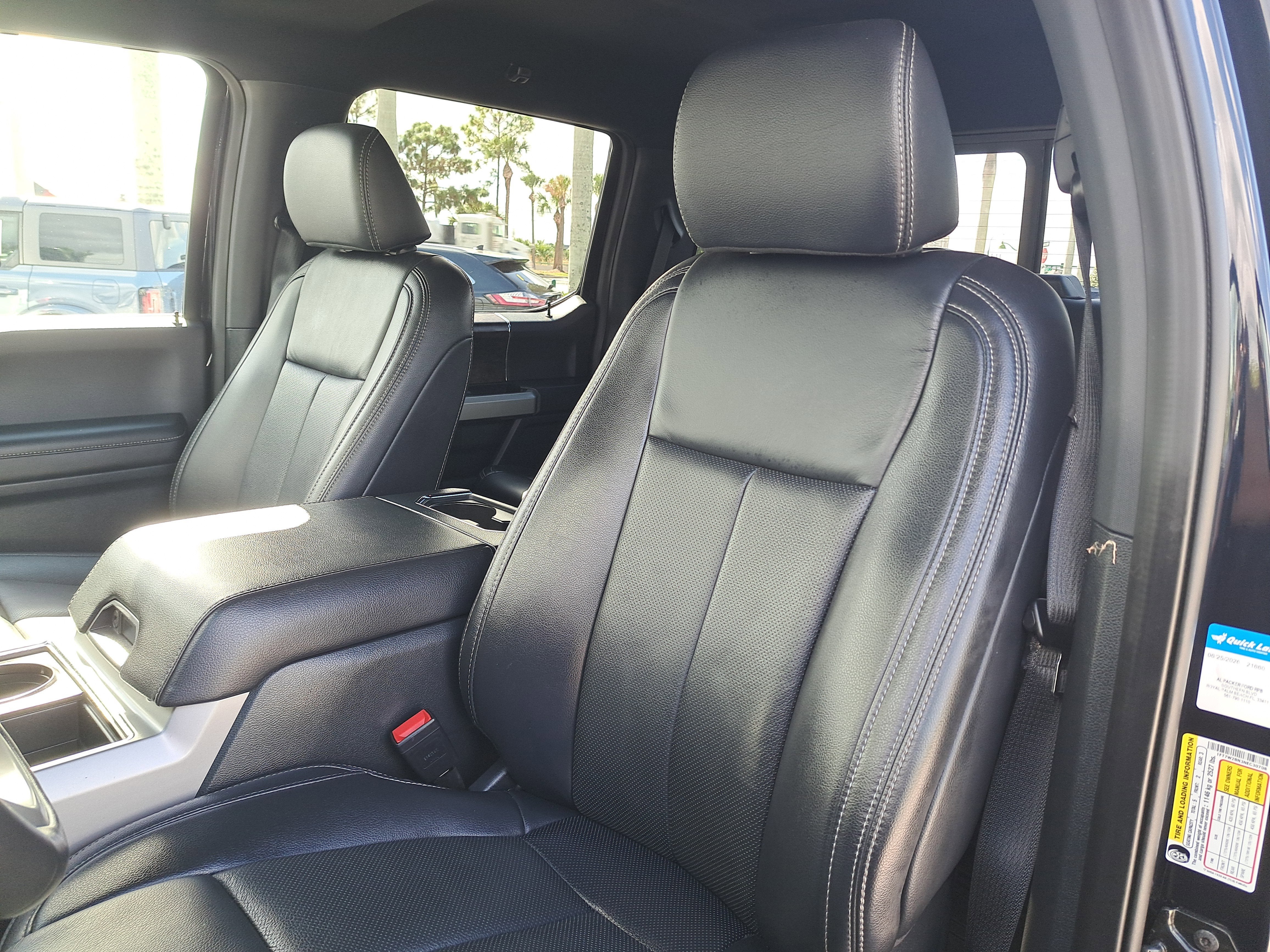 2022 Ford Super Duty F-250 SRW LARIAT