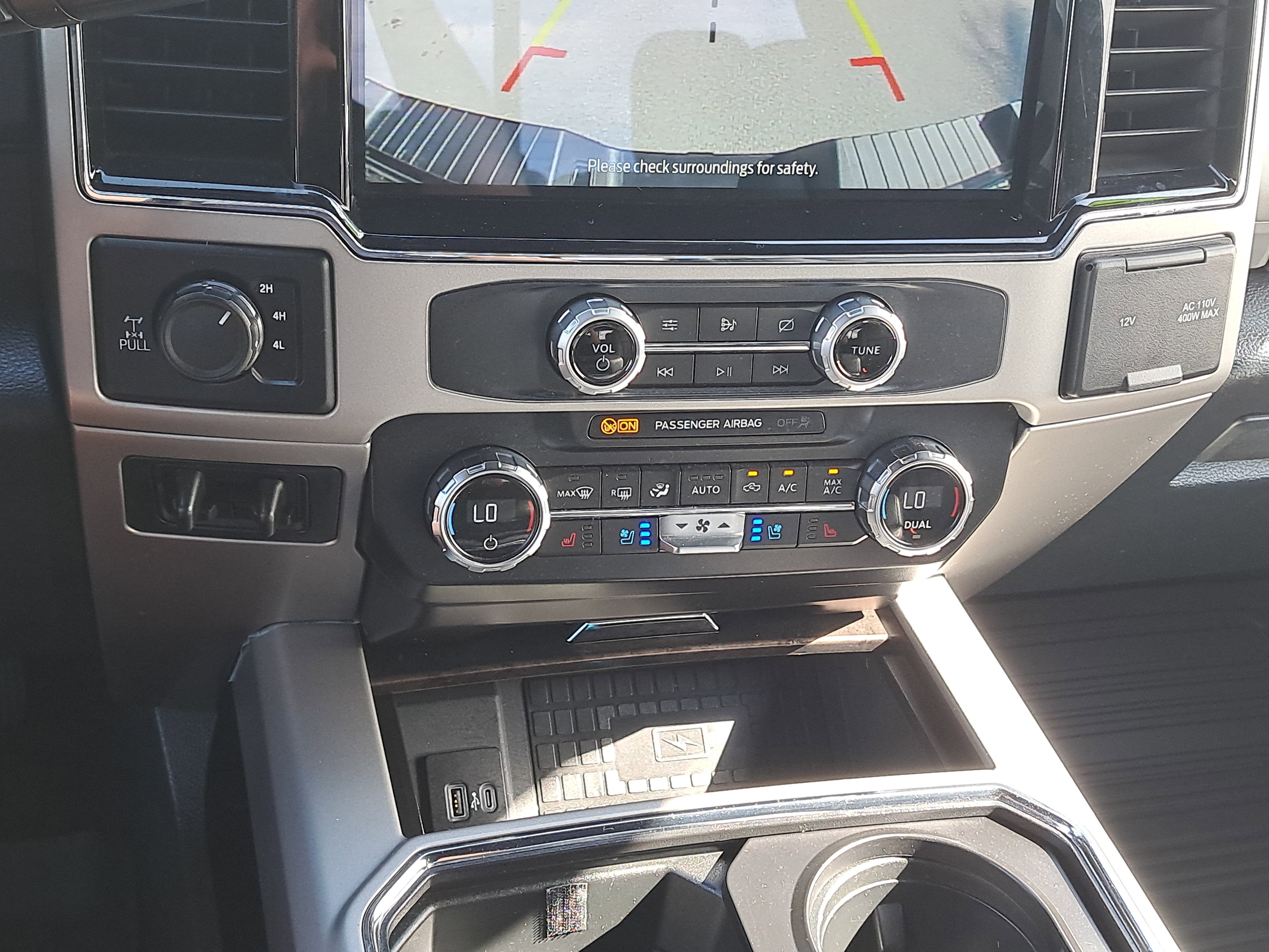 2022 Ford Super Duty F-250 SRW LARIAT