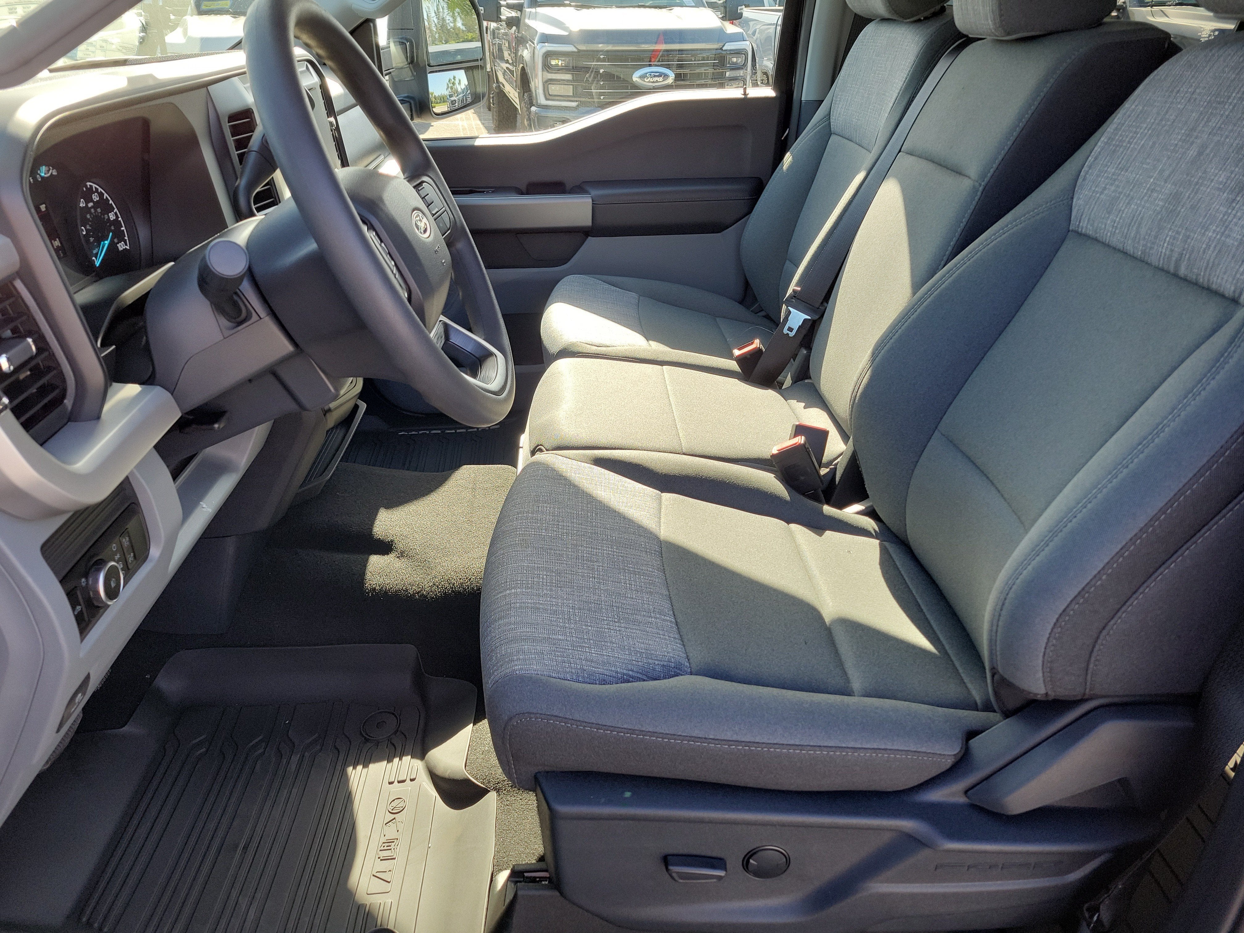 2026 Ford Super Duty F-250 SRW XLT