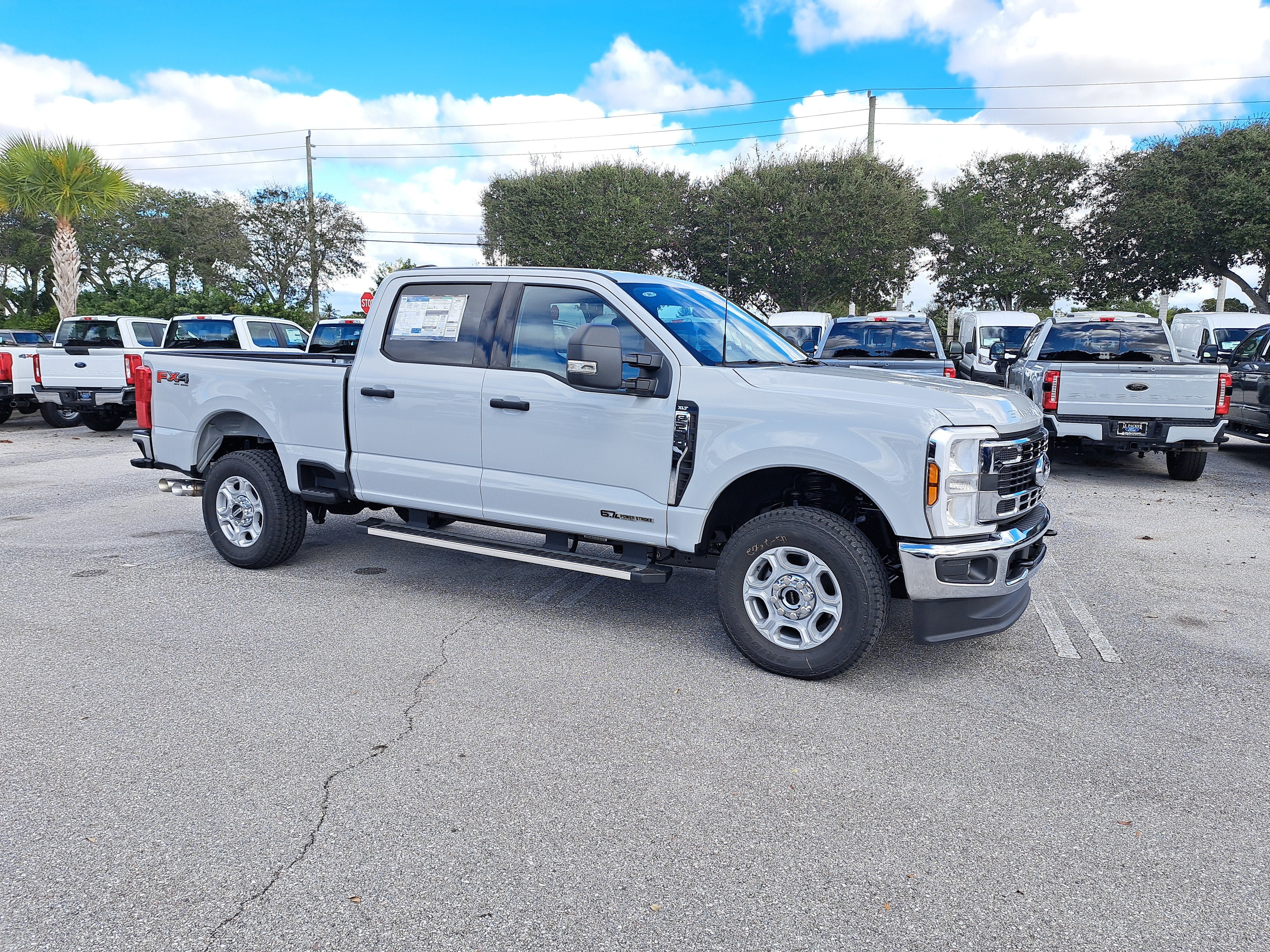 2026 Ford Super Duty F-250 SRW XLT