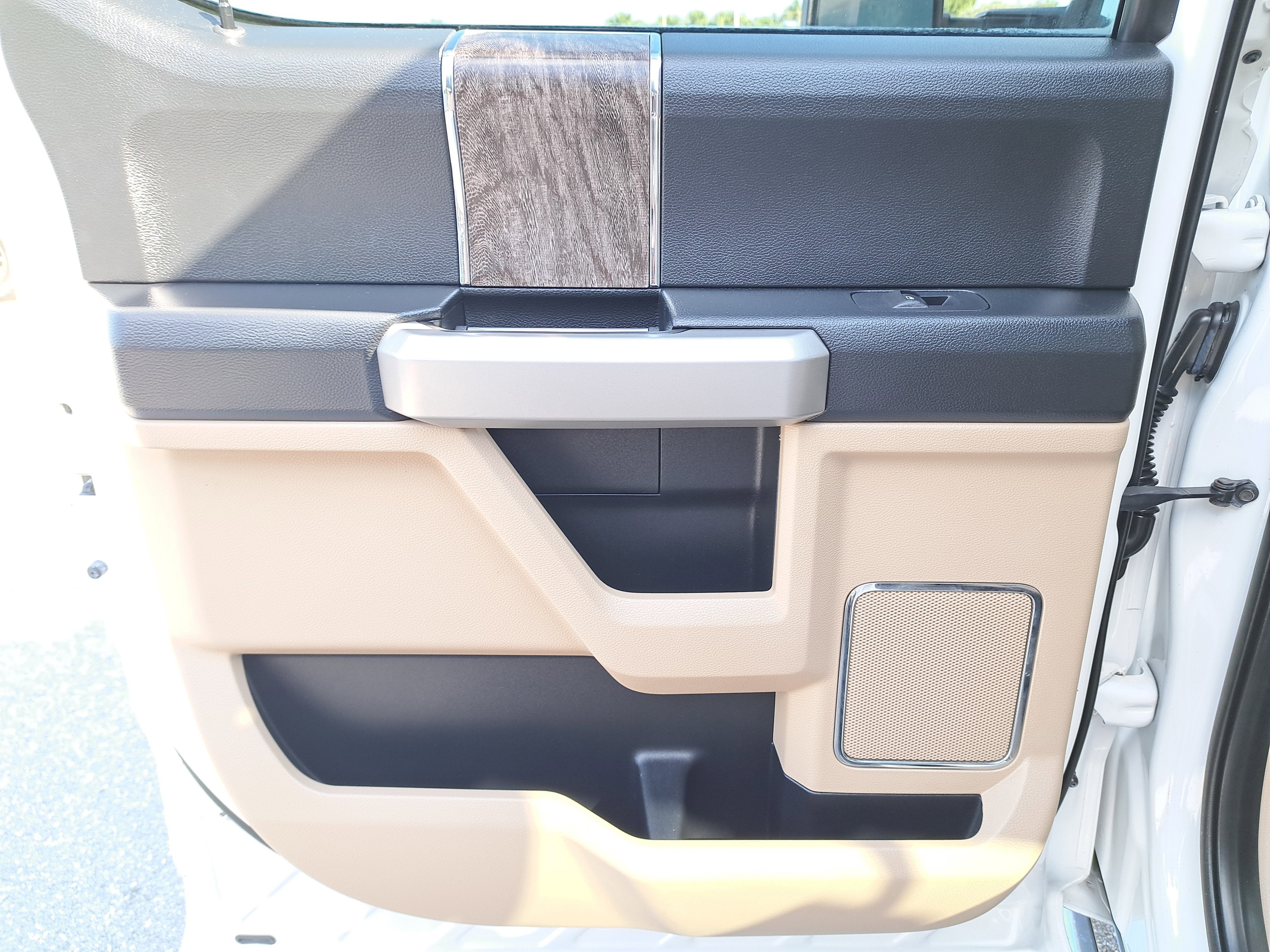 2018 Ford Super Duty F-250 SRW LARIAT