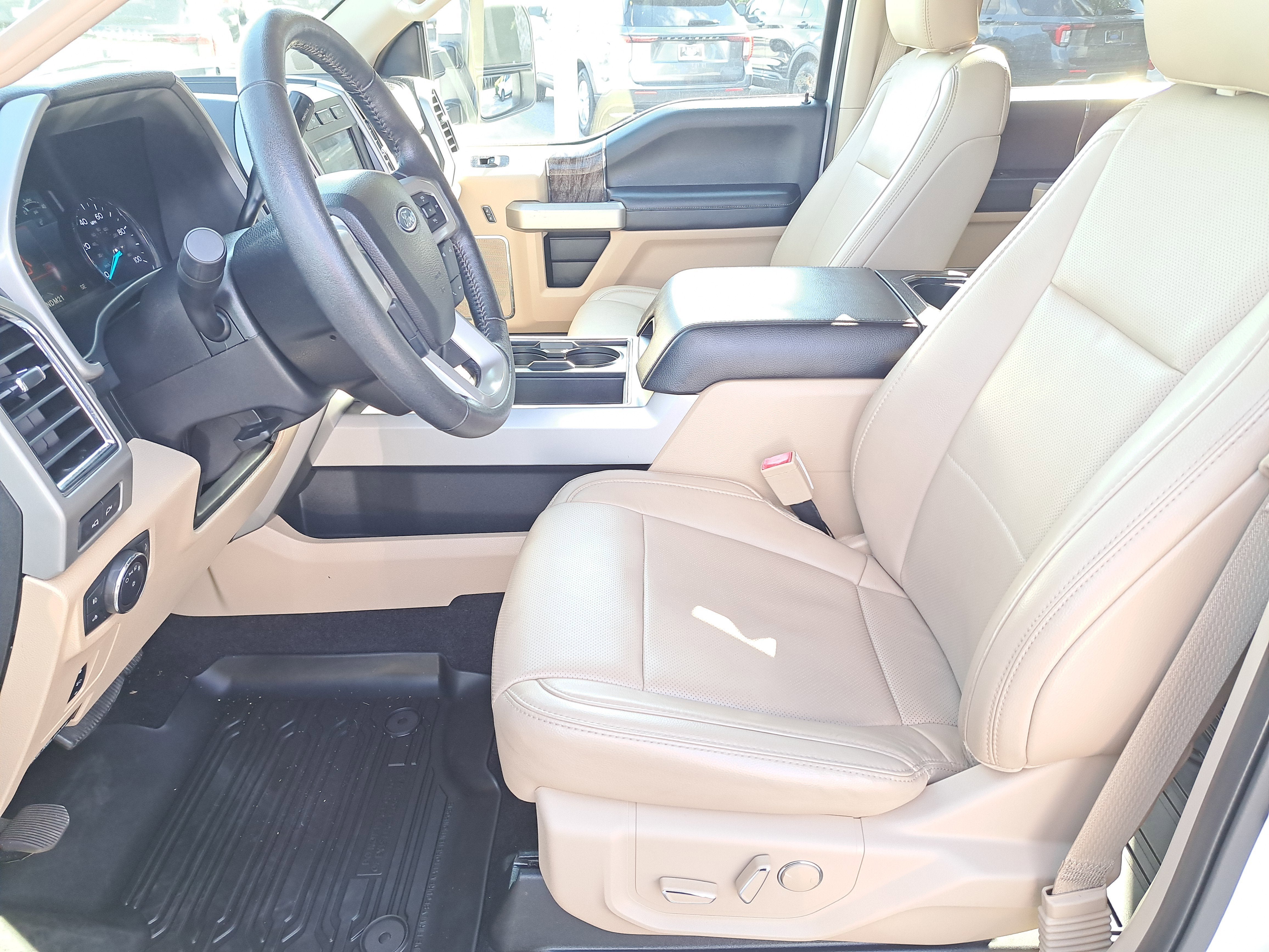 2018 Ford Super Duty F-250 SRW LARIAT